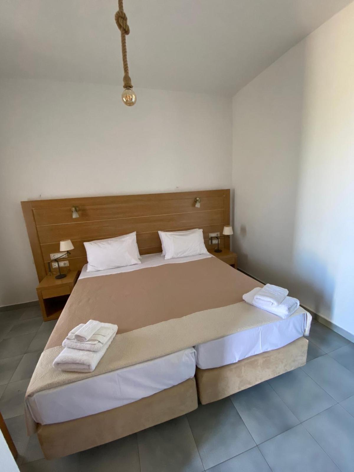 Karras Village Apartment Plataria