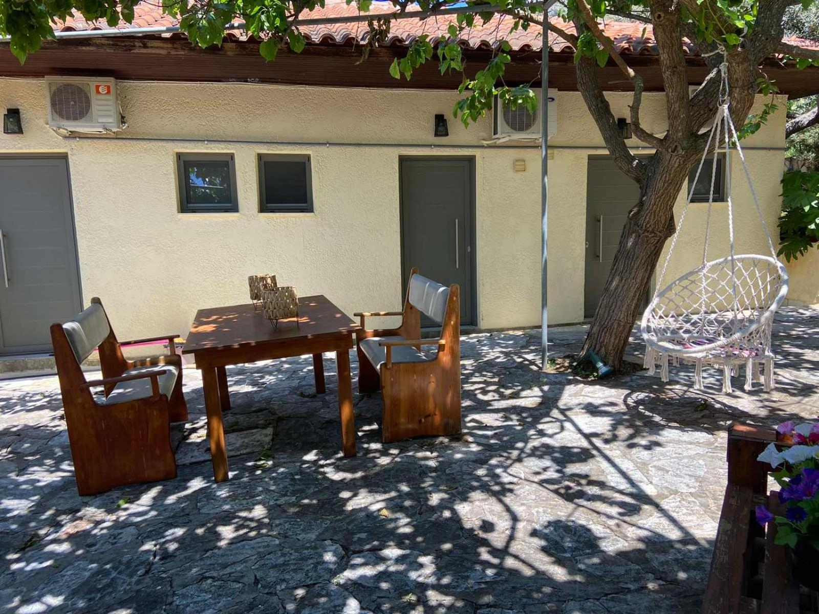 Karras Village Apartment *