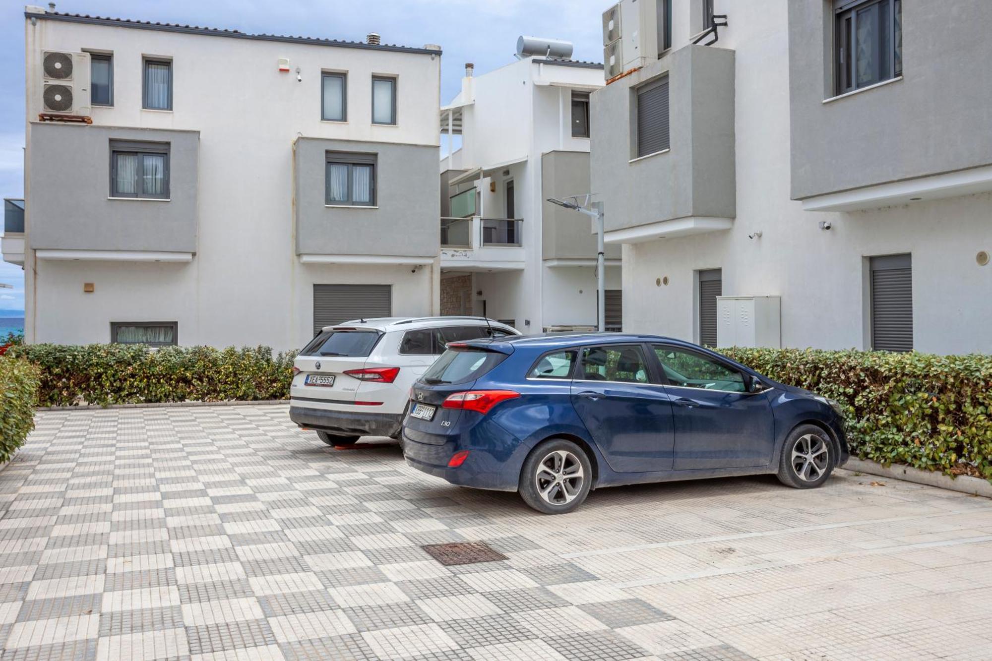 Dream Seafront Villa Hanioti