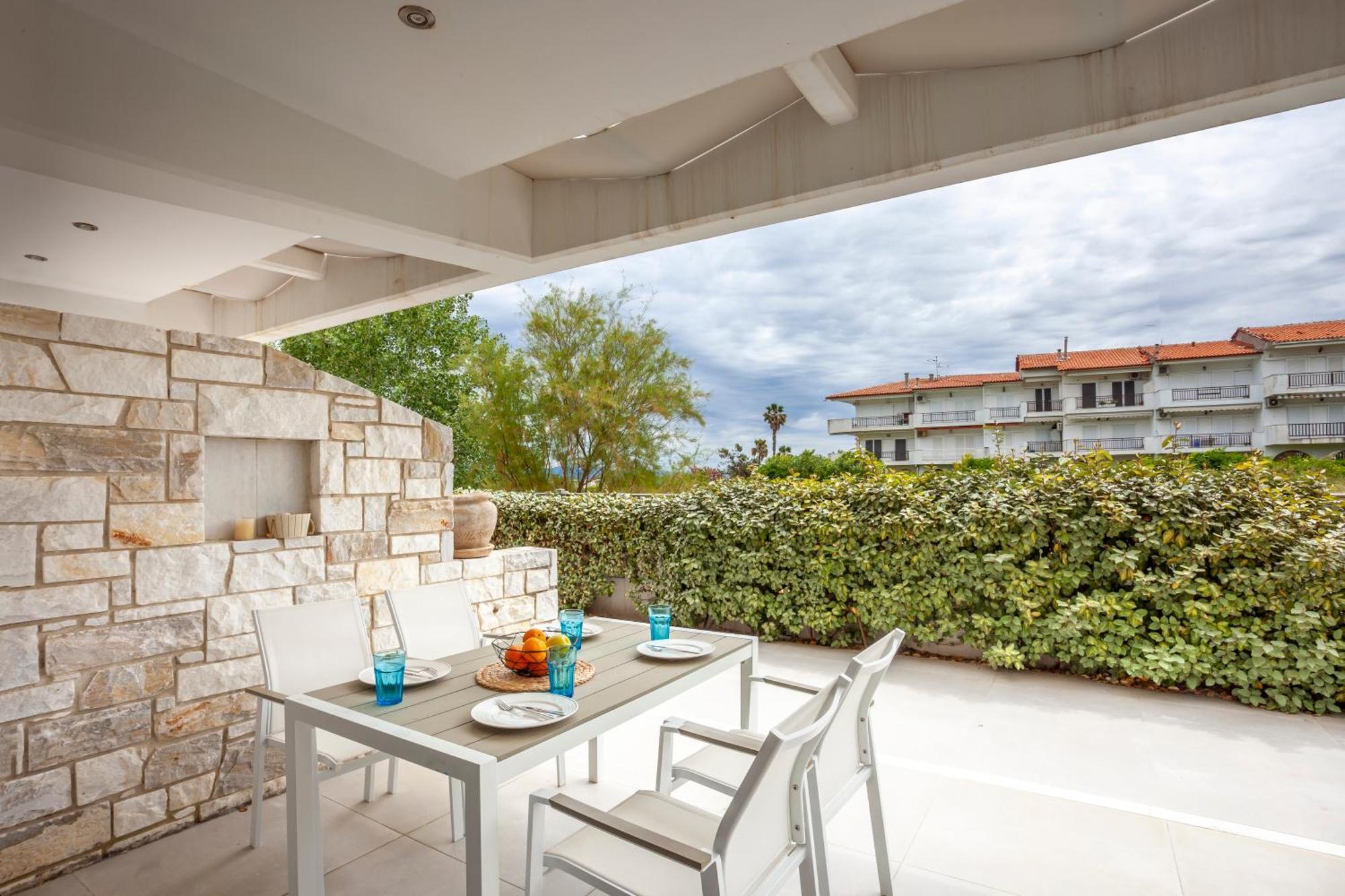 Dream Seafront Villa *