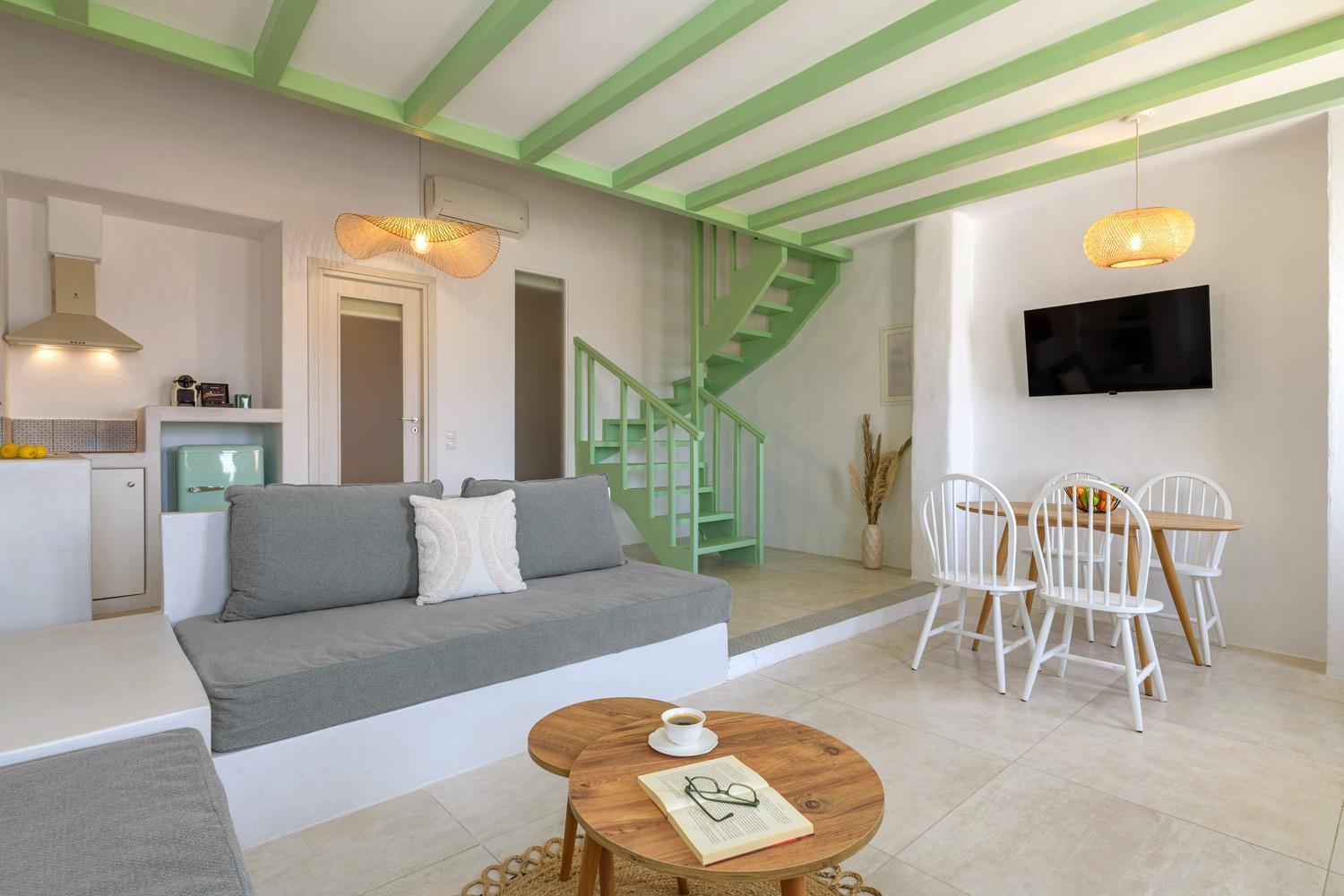 Demilia Luxury Holiday home