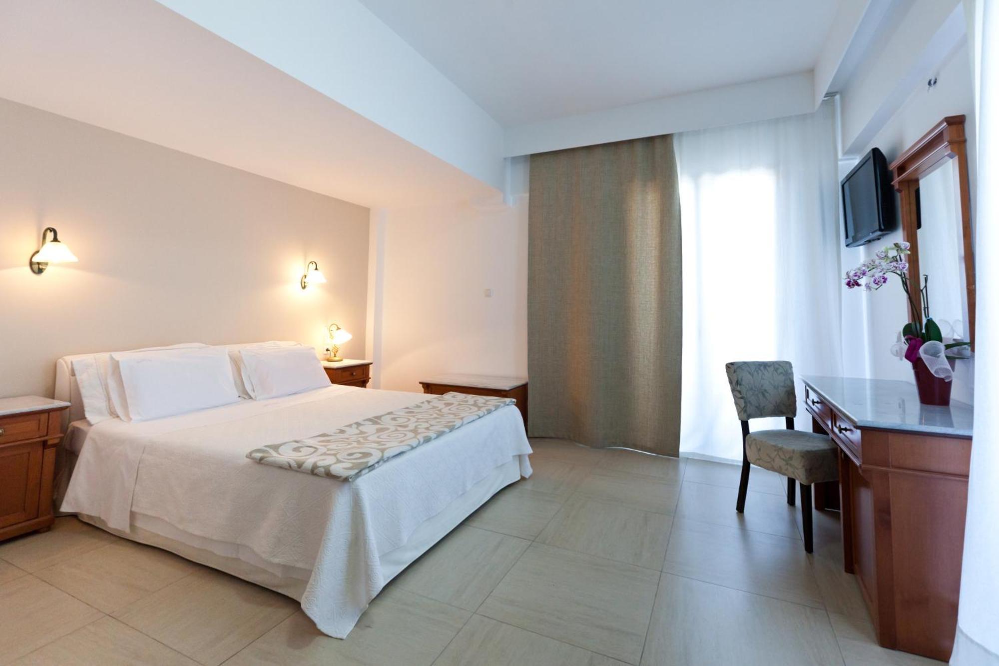 Olympic Village & 4* Ancient Olympia