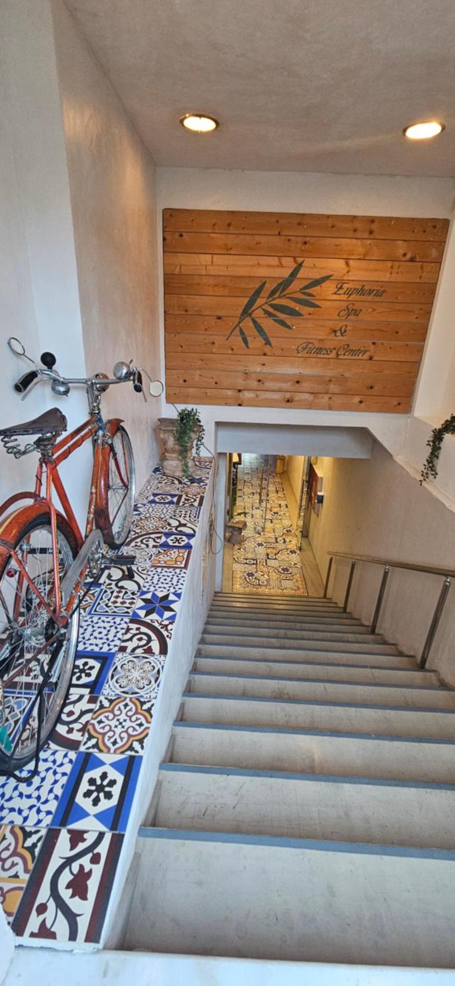 Olympic Village & Hotel 4*