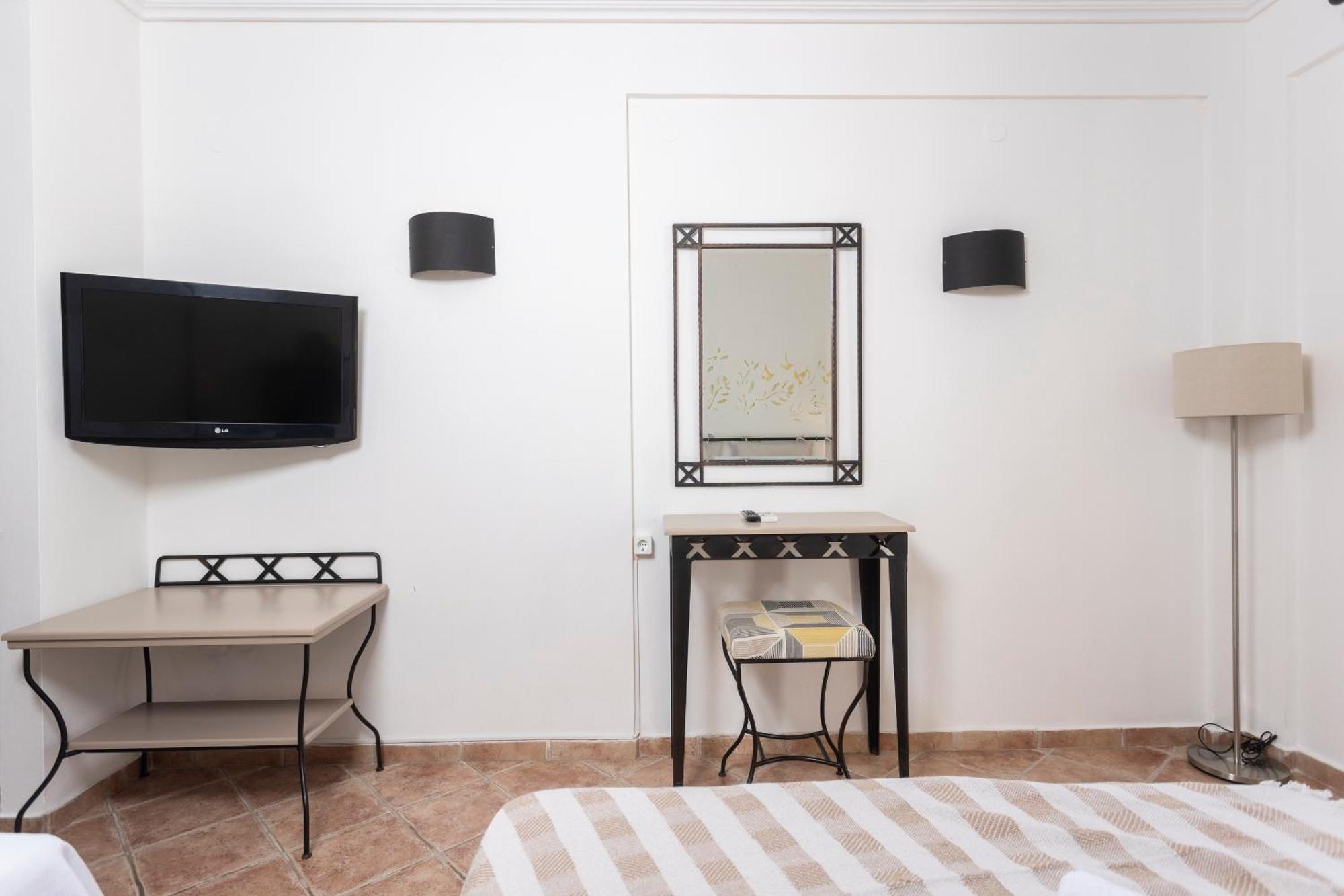 Ammon Garden Aparthotel Pefkochori