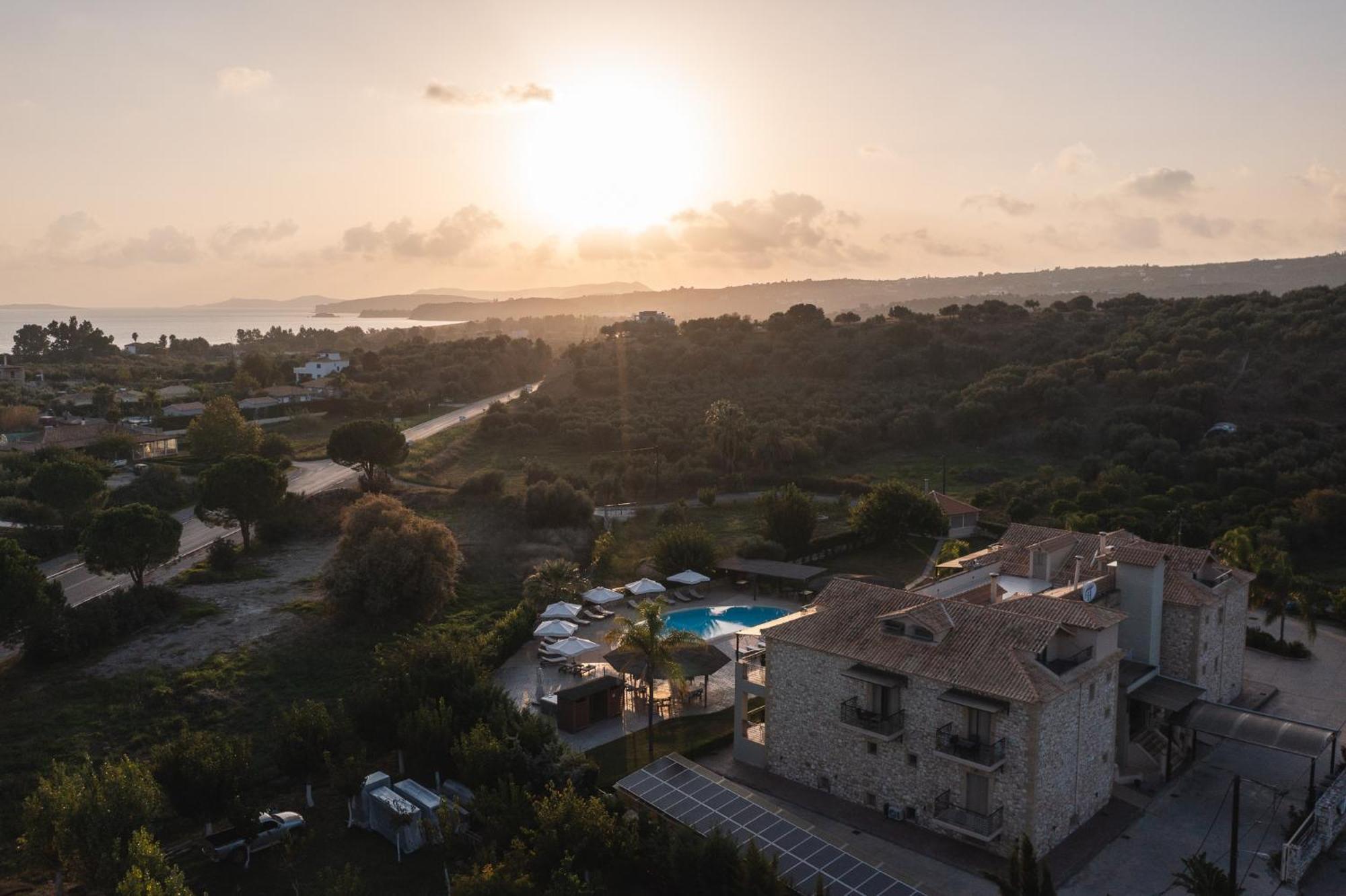 Tsokas 4* Finikounta