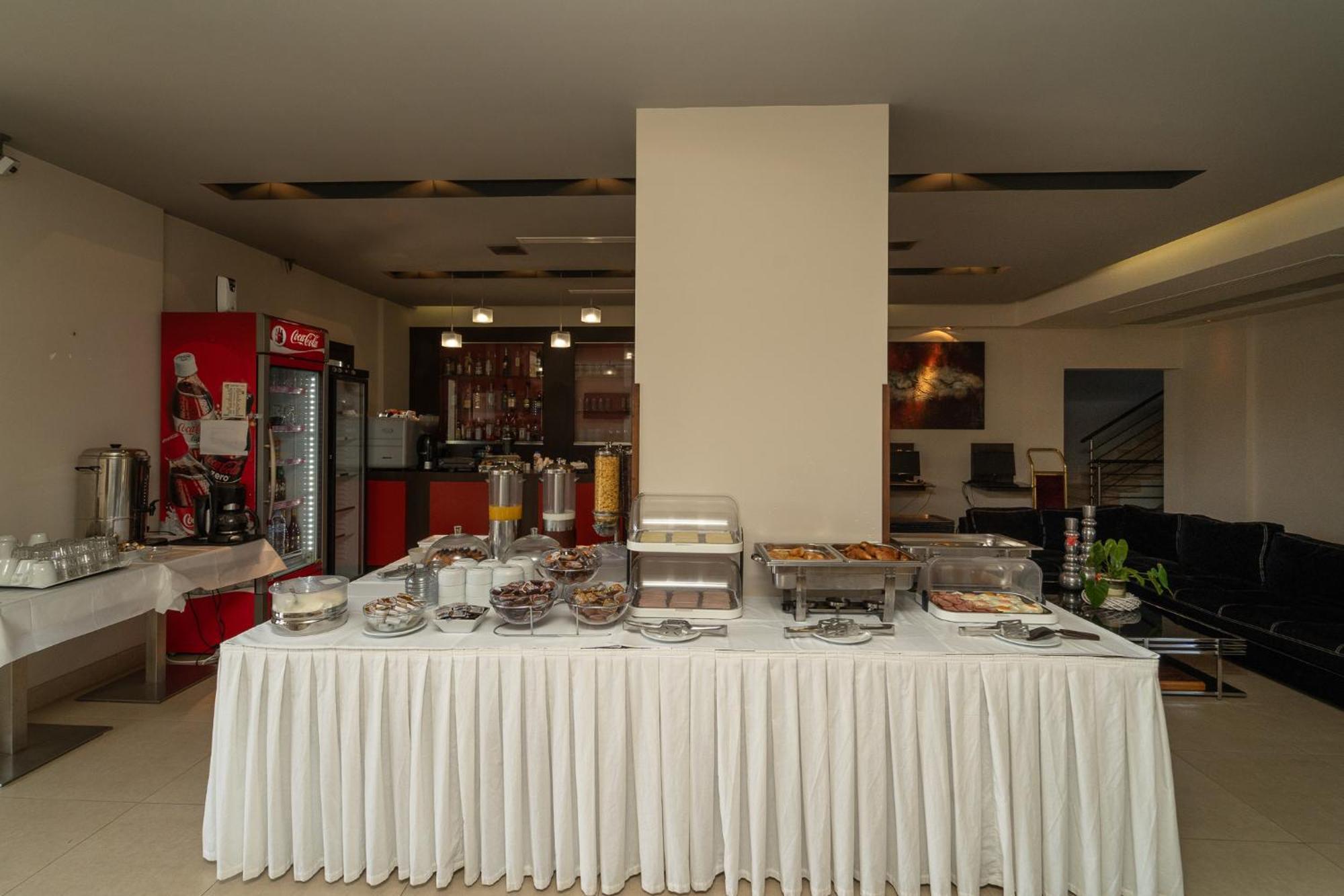 Aparthotel Tsokas