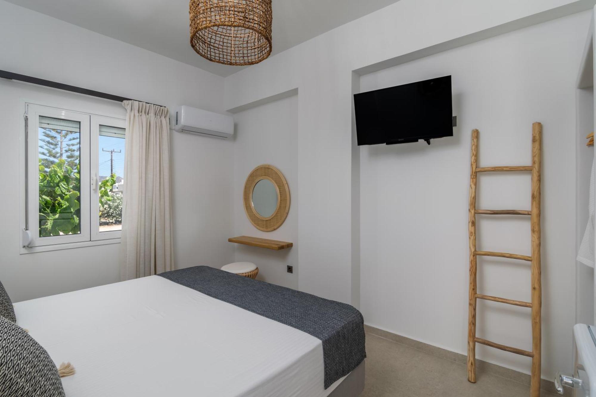 Pergola Guest house *