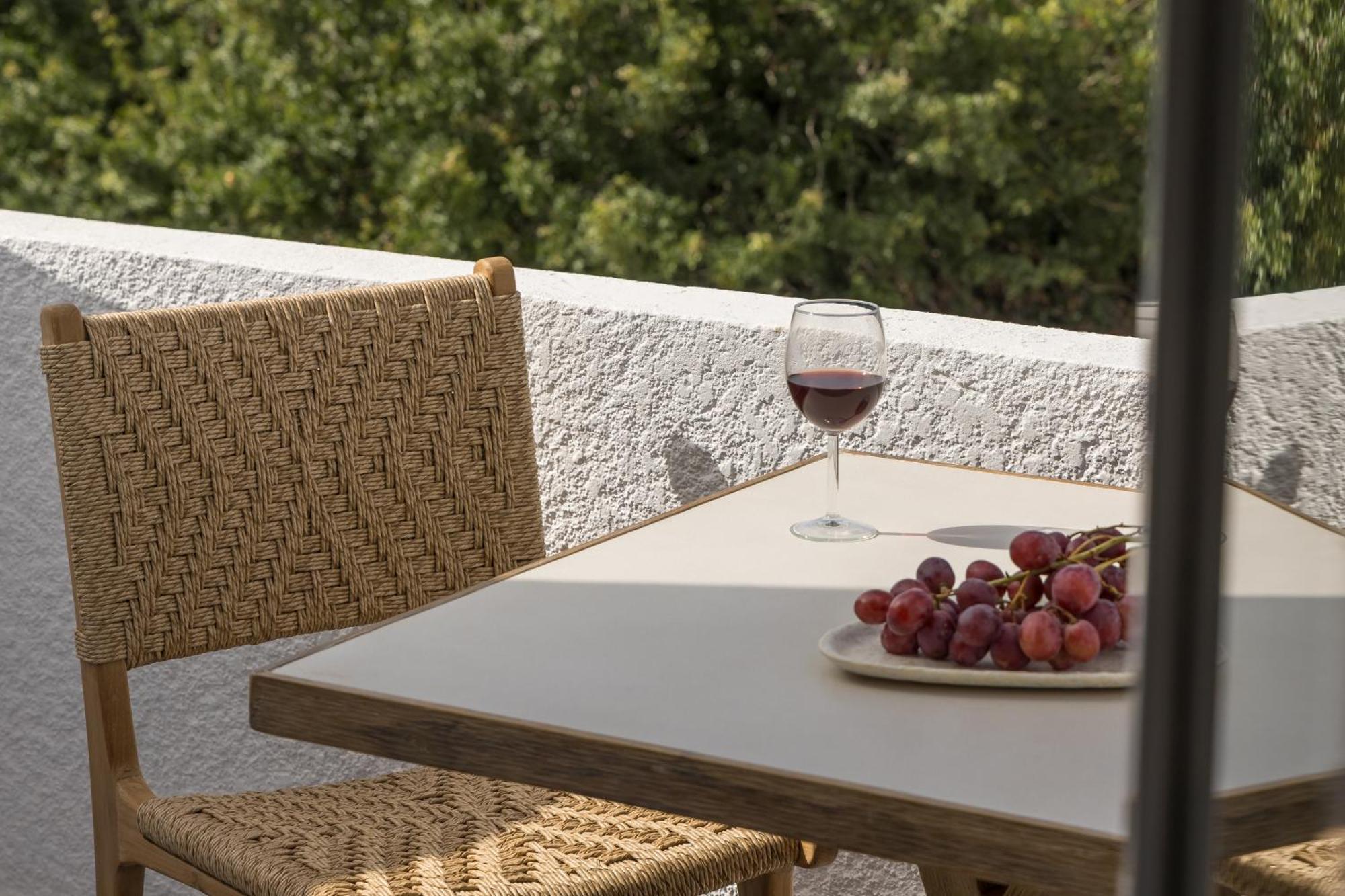 Pergola Guest house *