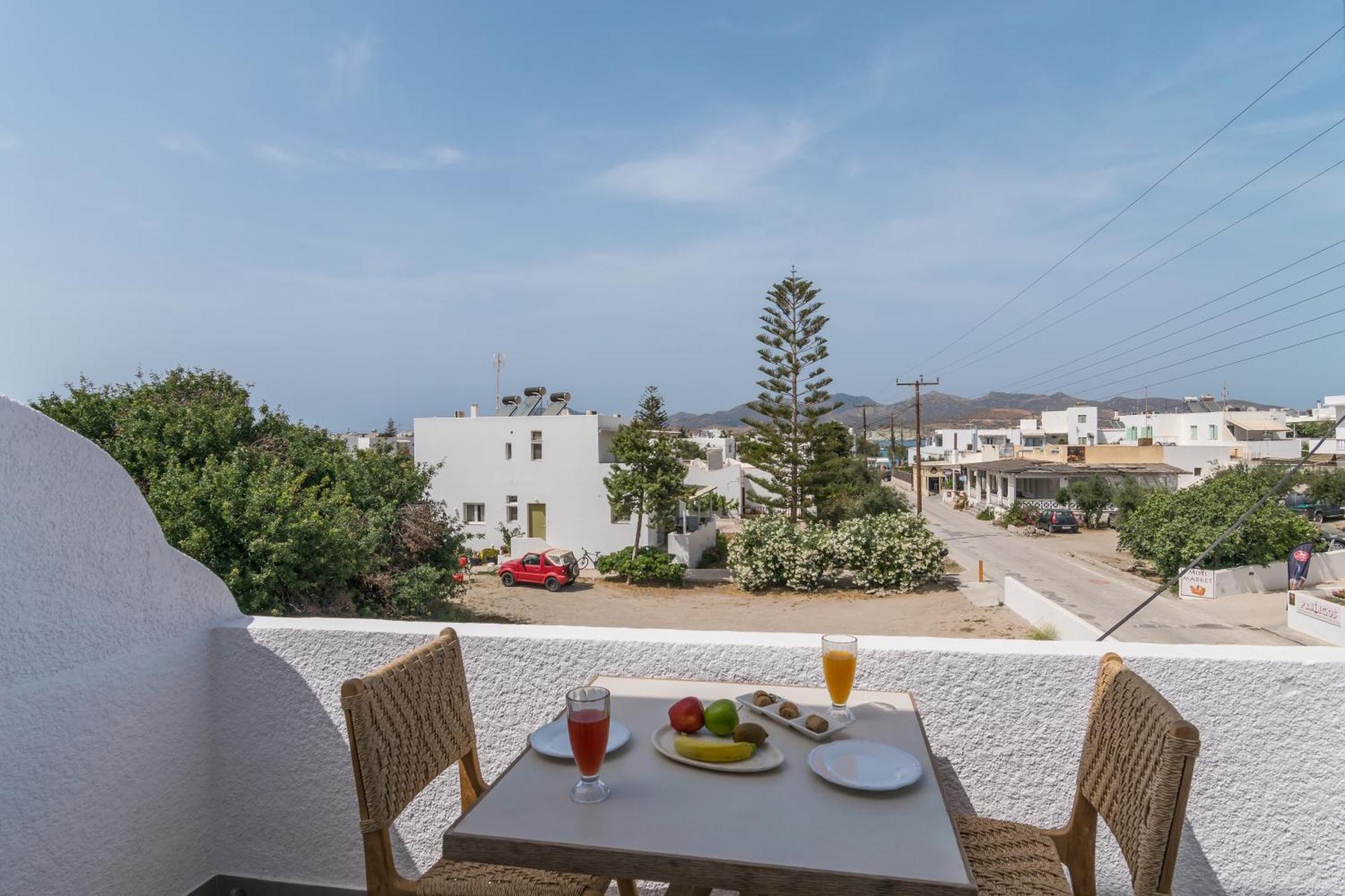 Pergola Guest house *