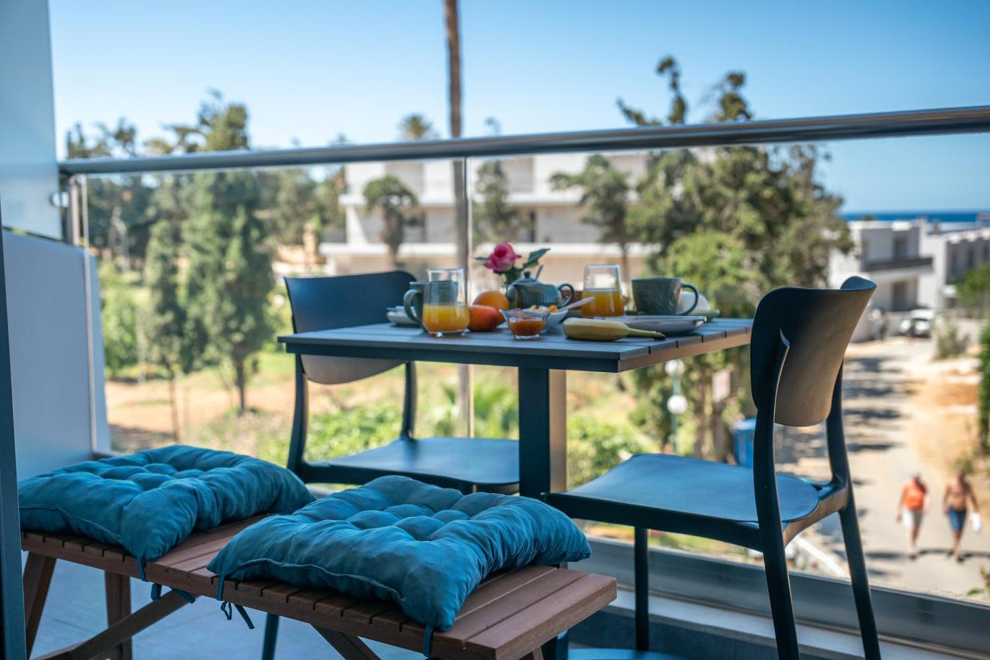 Litinakis Studios * Agia Marina (Crete)