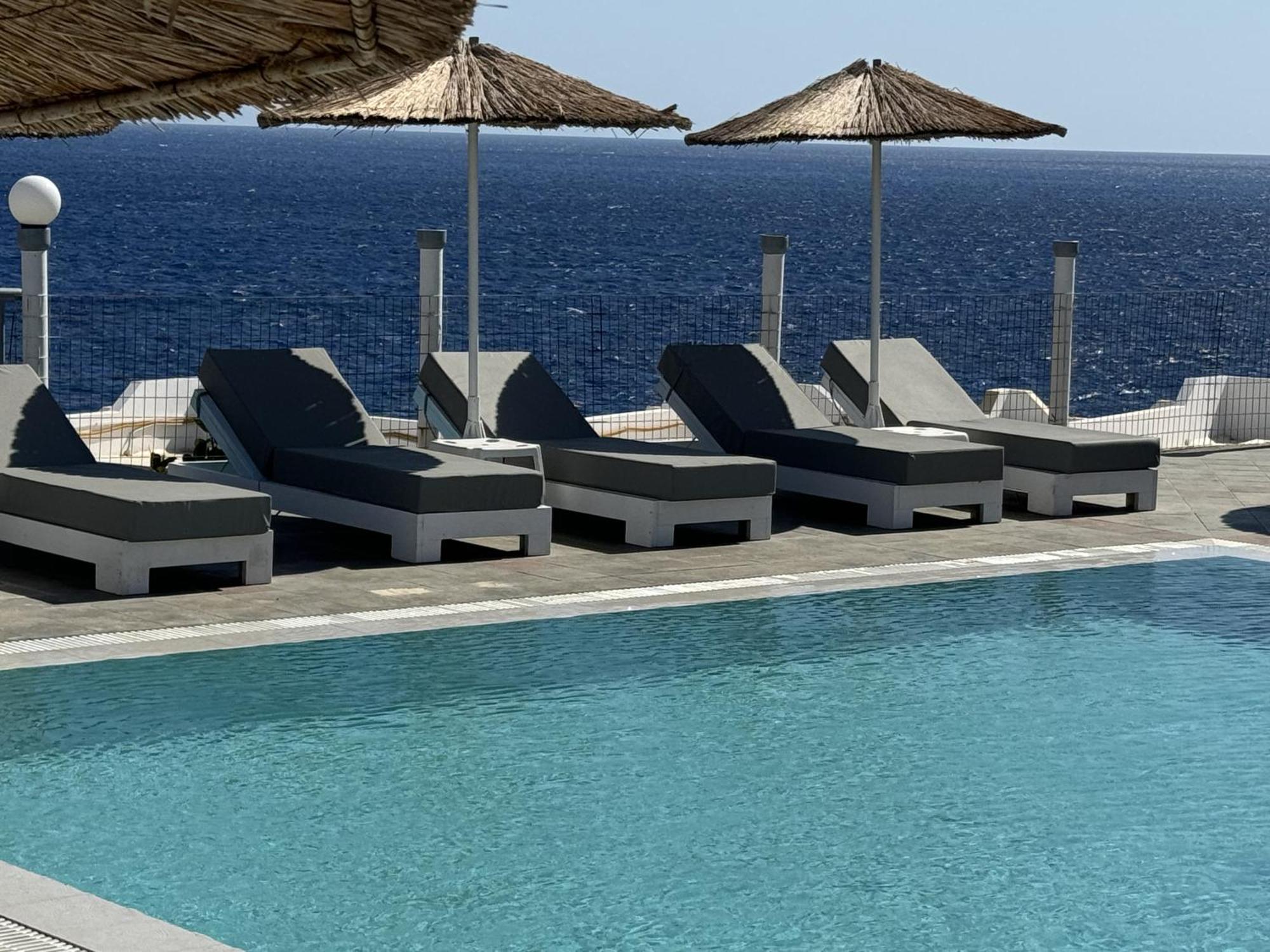 Chc Sound Of The Sea Aparthotel Karpathos Town (Pigadia)
