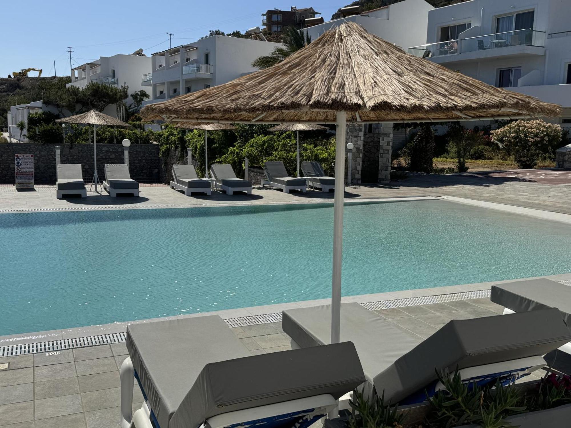 Chc Sound Of The Sea Aparthotel Karpathos Town (Pigadia)