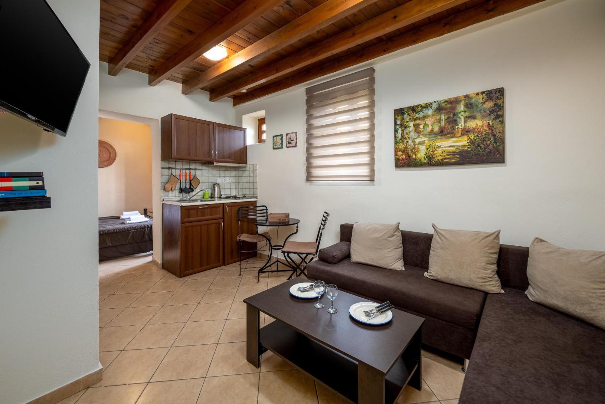 3 Charites Old Town Apartment Rhodes City