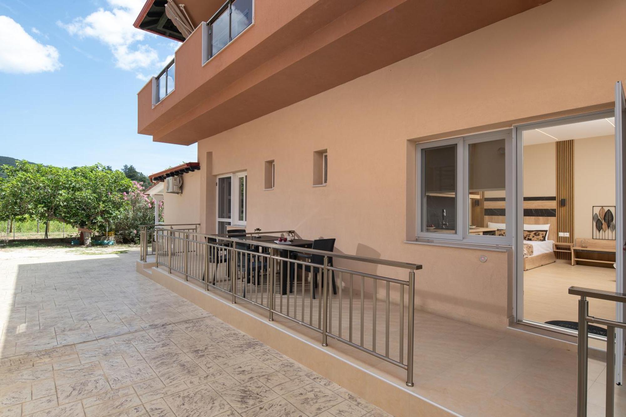 Studio Giannis Apartment Toroni