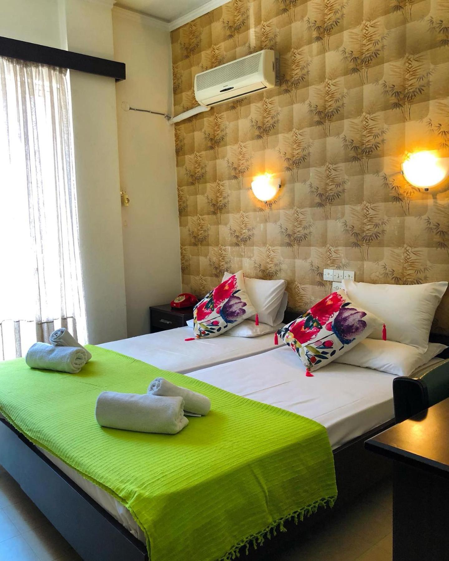 Hotel Kekrops 2*