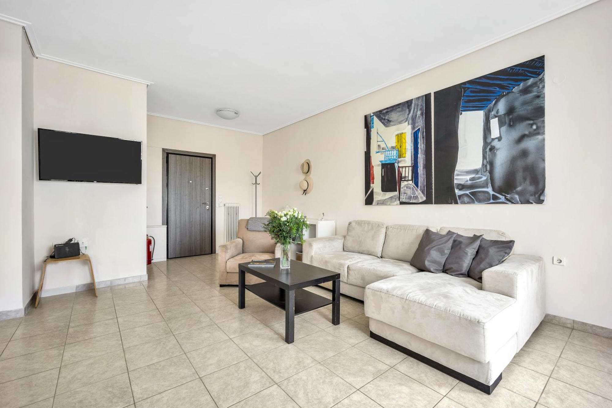 Fabulous Close To The Sea! *