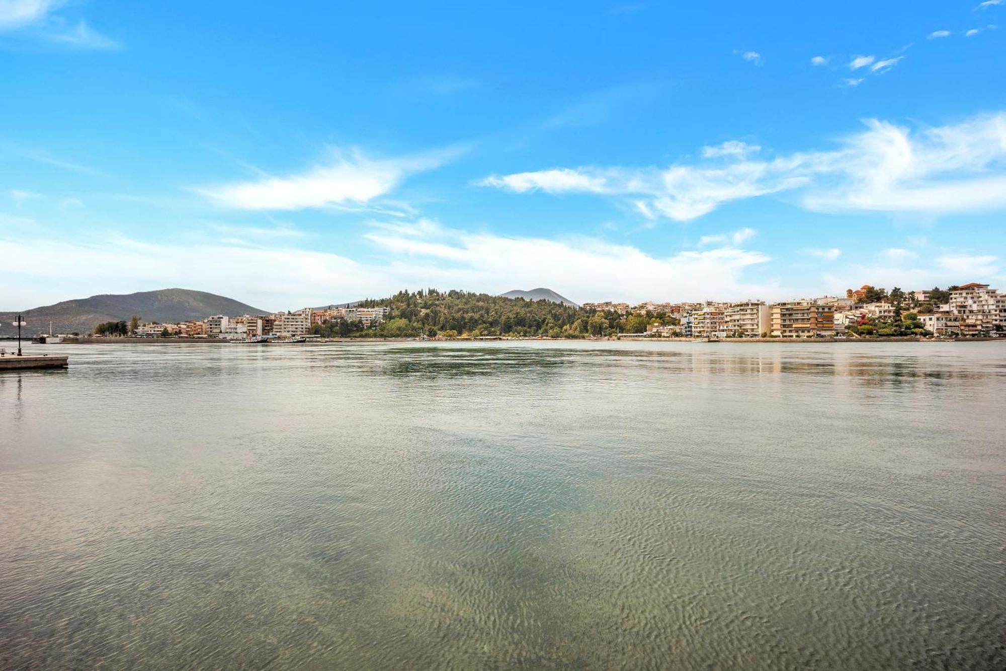 Fabulous Close To The Sea! *