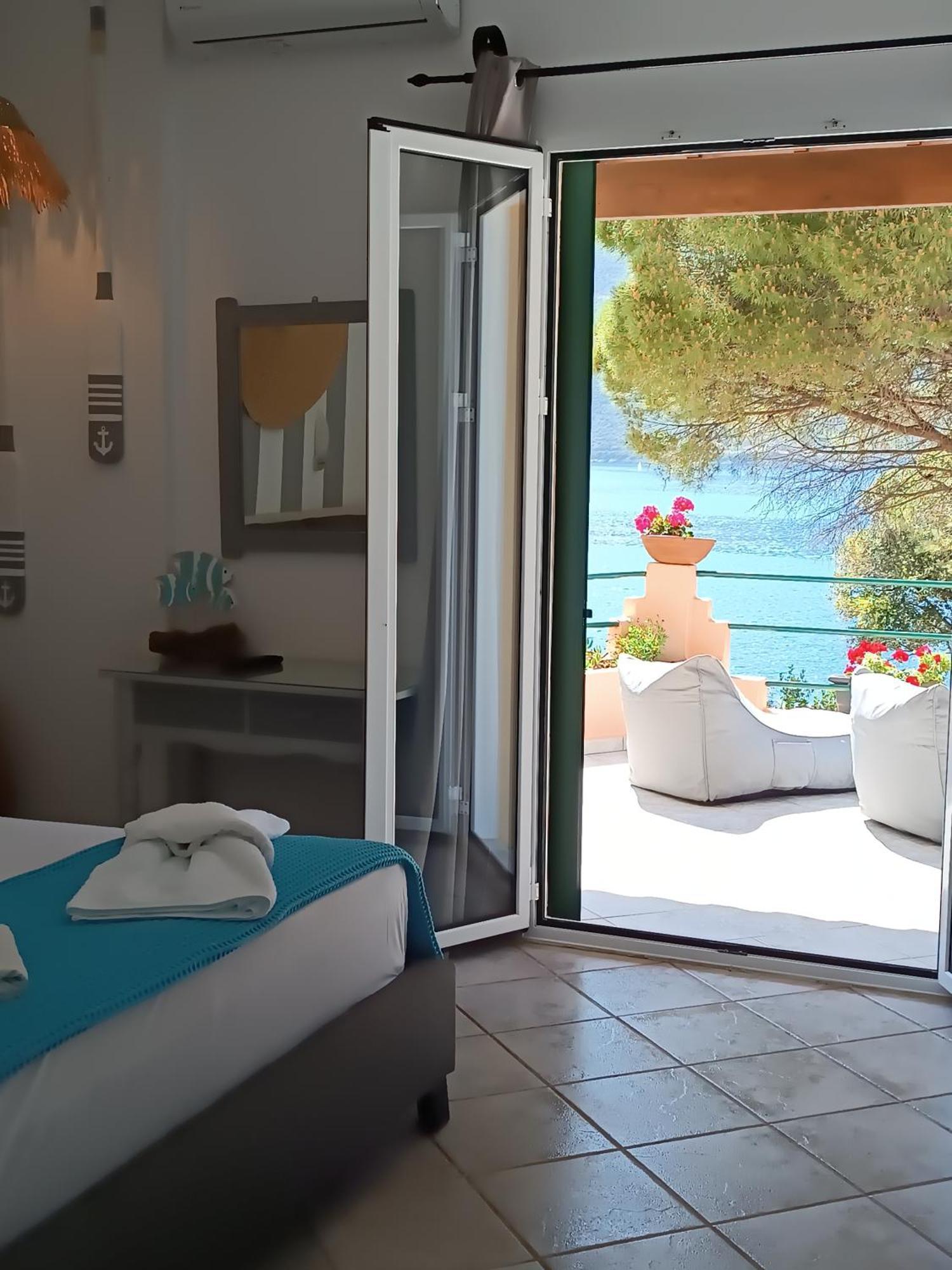 Ilios * Vasiliki (Lefkada)