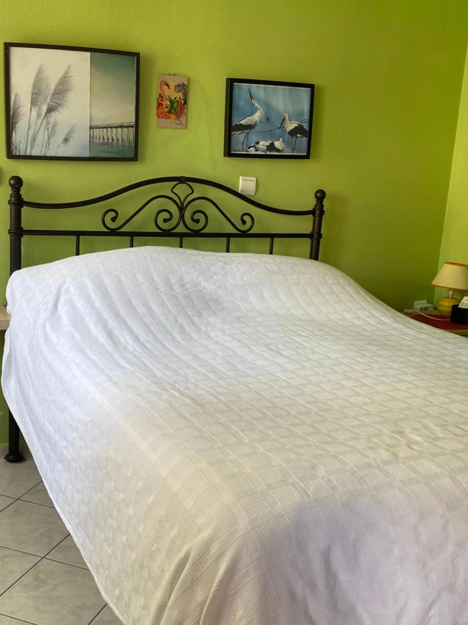 Maria's Roomstudios Flats To Let Seaside Heart Chantzara Spyropoulos Apartment *