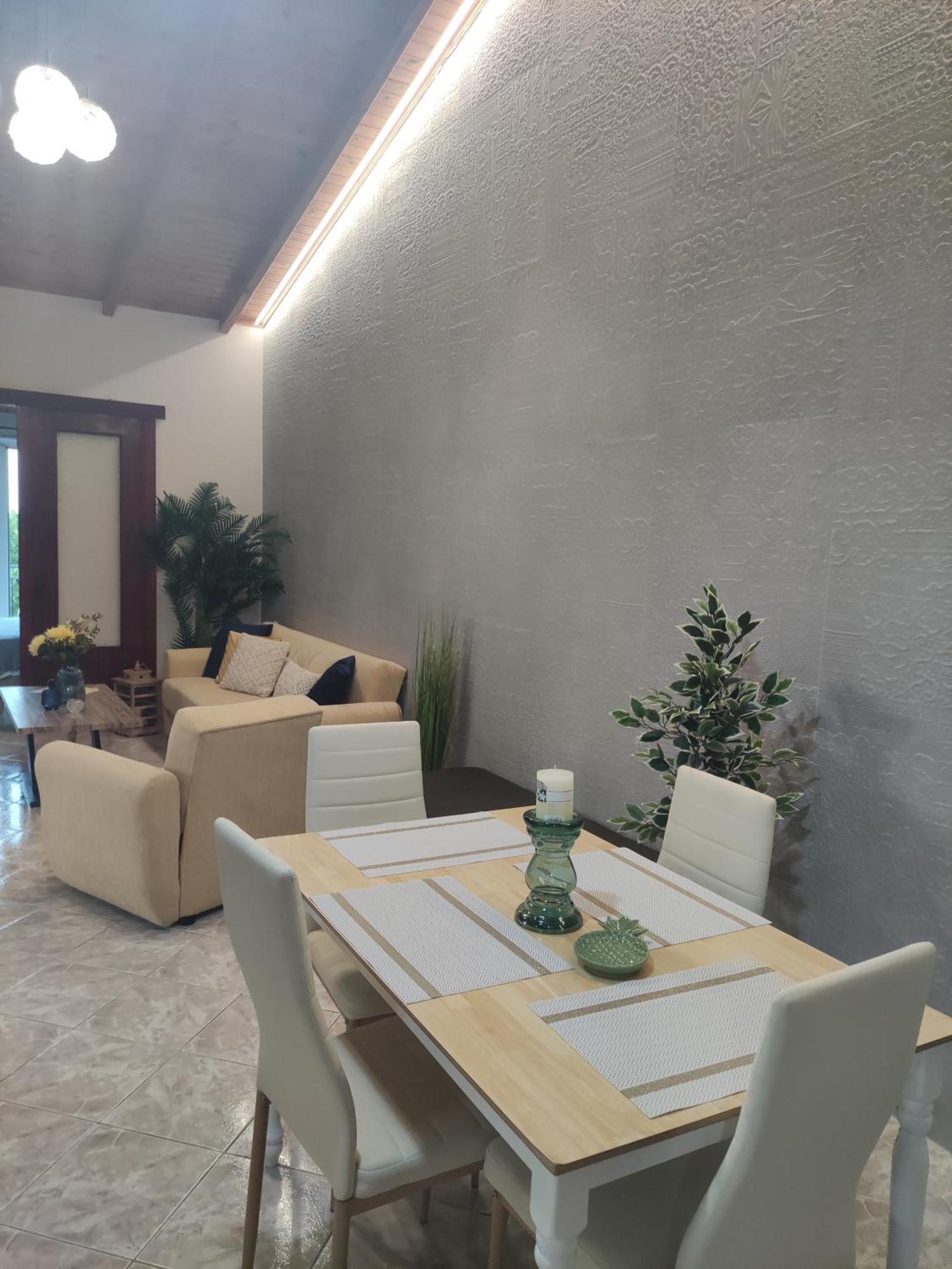 Stefanos House *