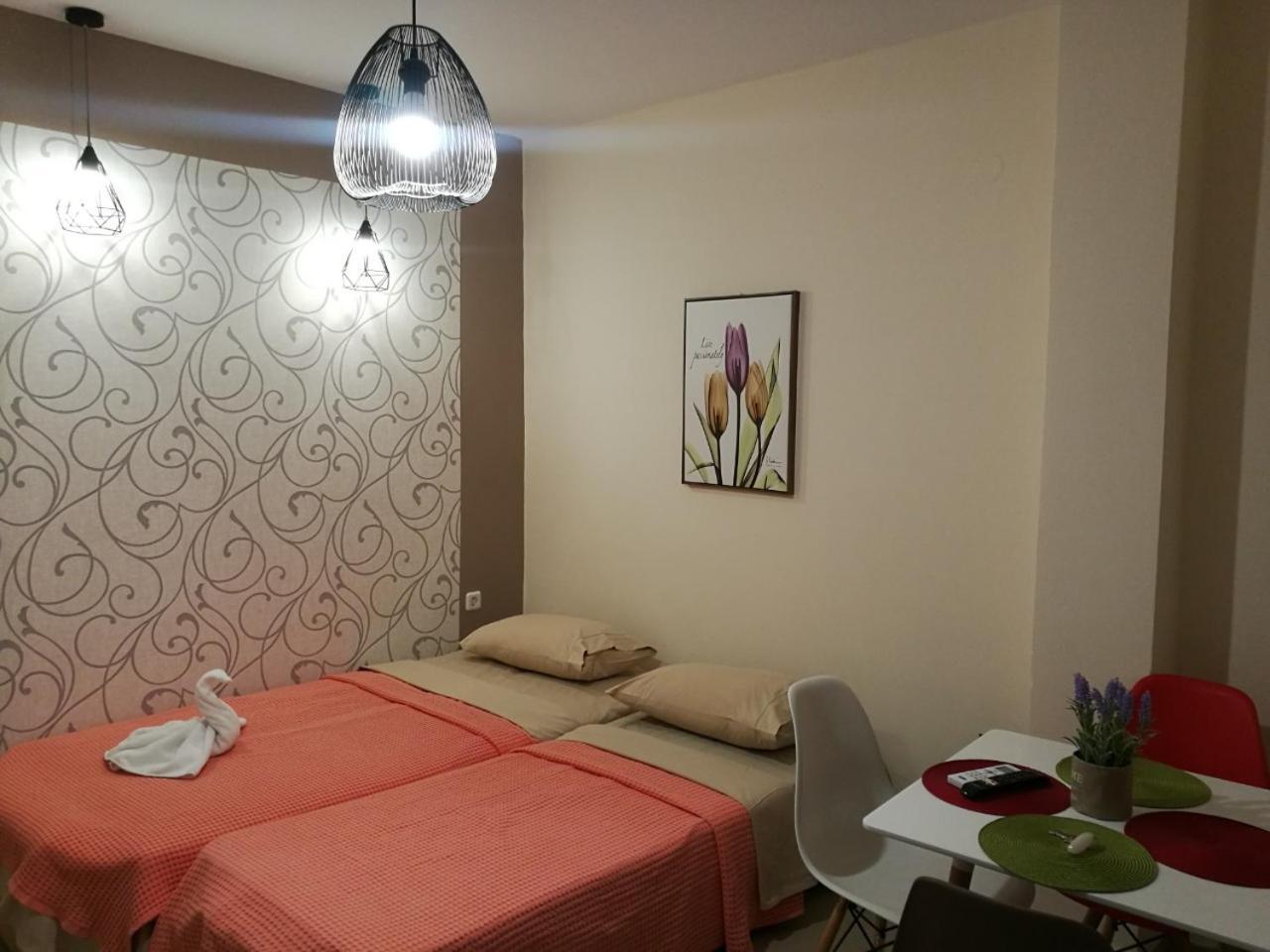 Apartment Evris House Color
