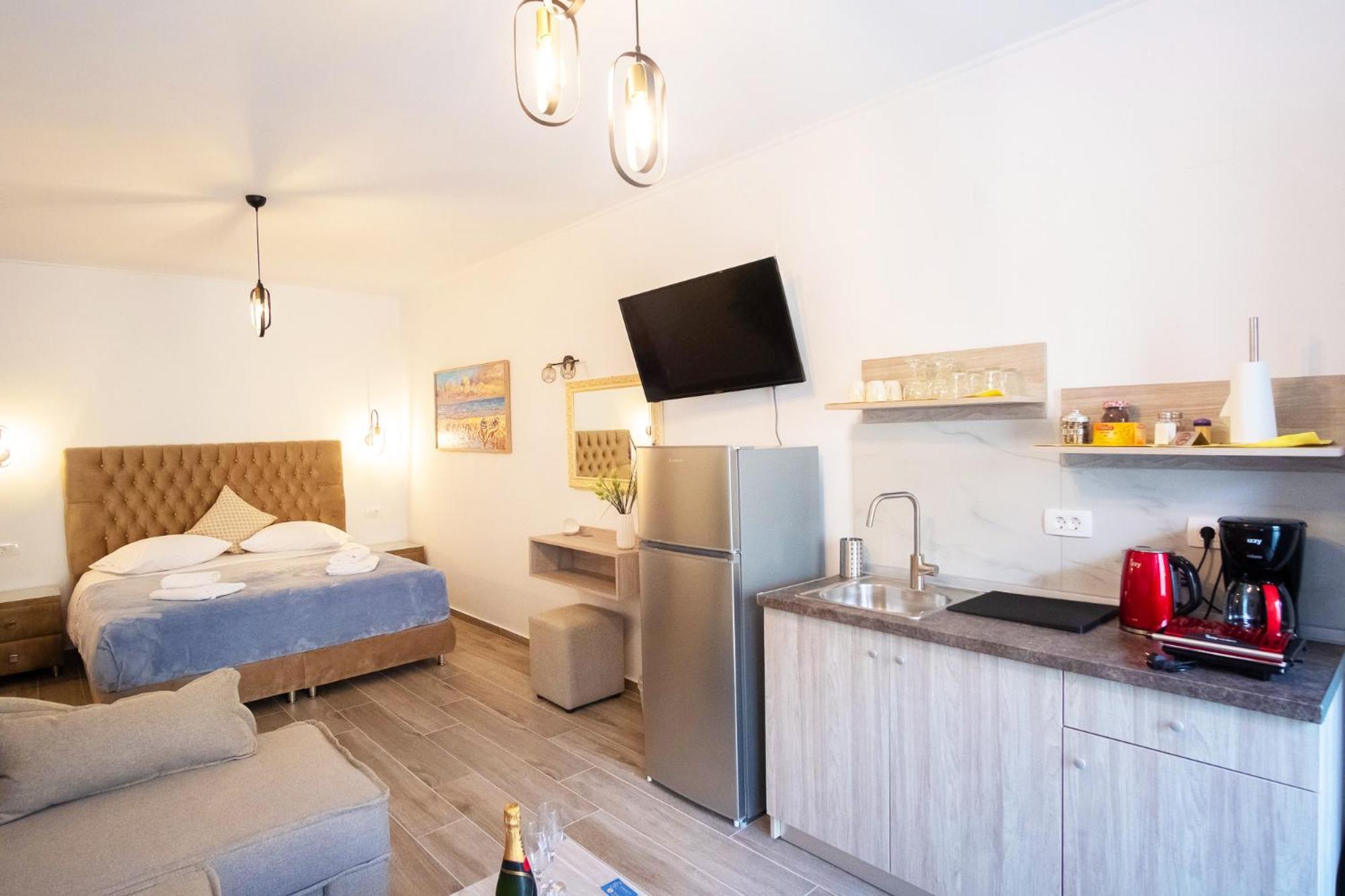 Serenity Luxe * Parga
