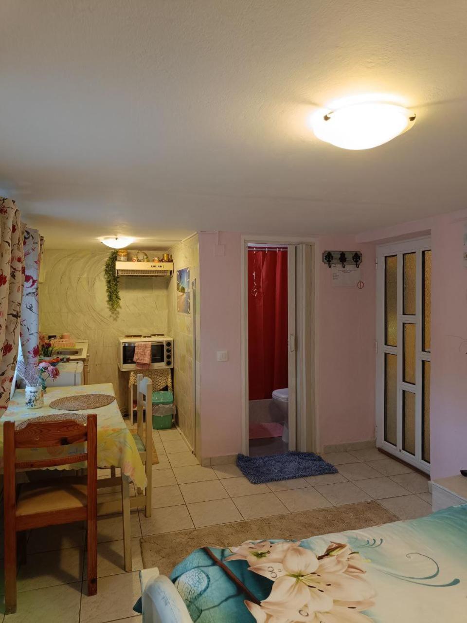 Apartment Maria Aliveri