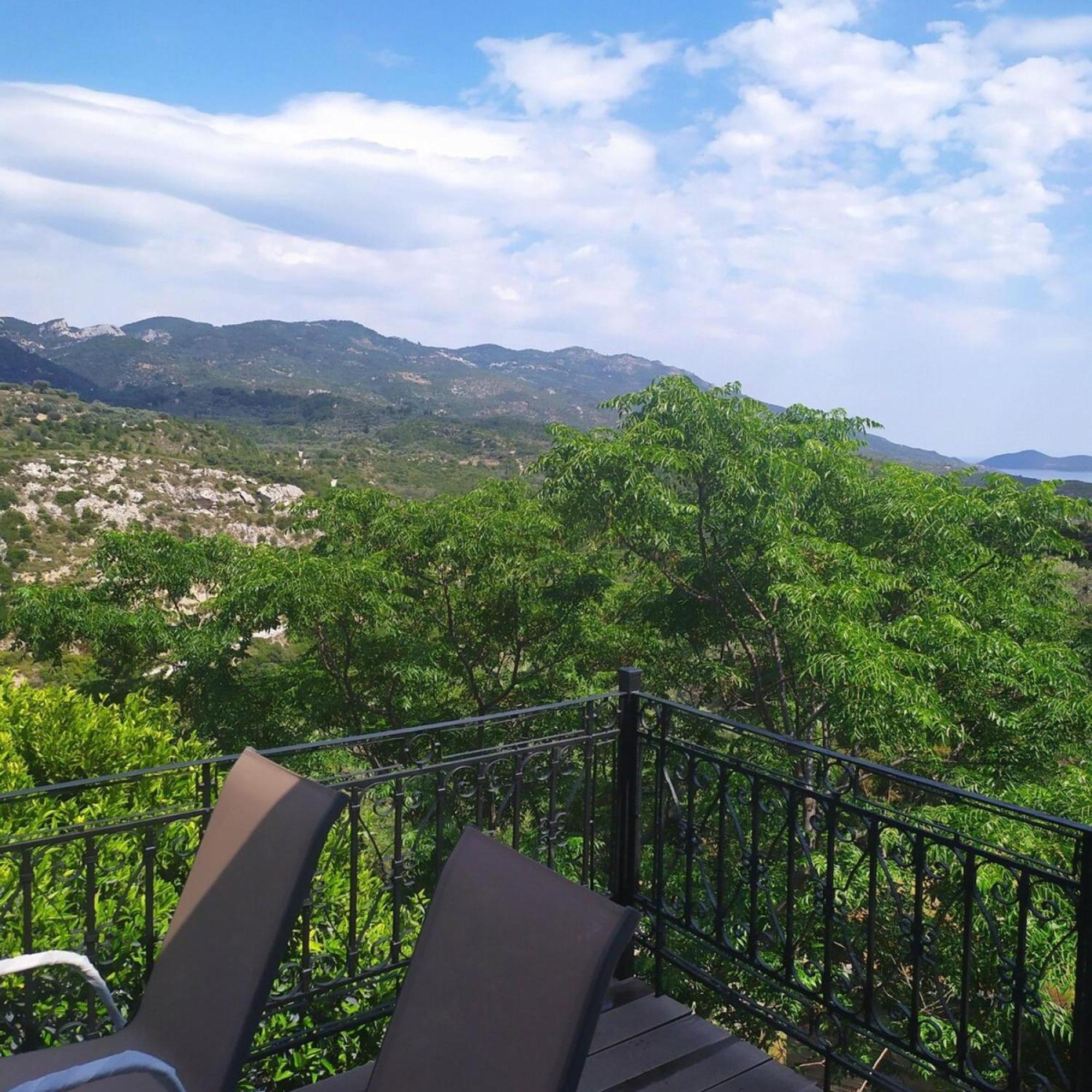 Evdokia's Samos * Koumeika