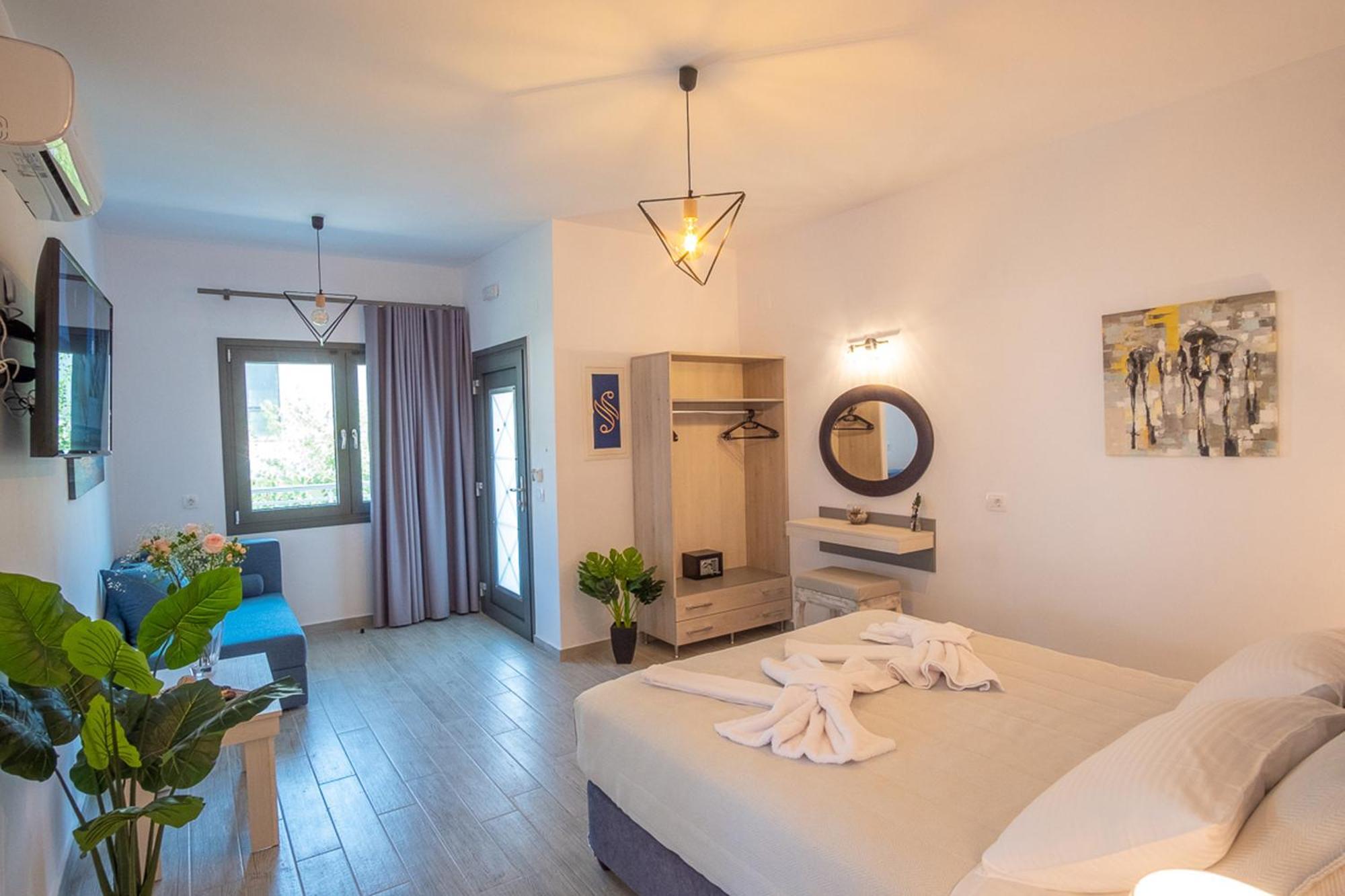 Serenity Luxe Aparthotel