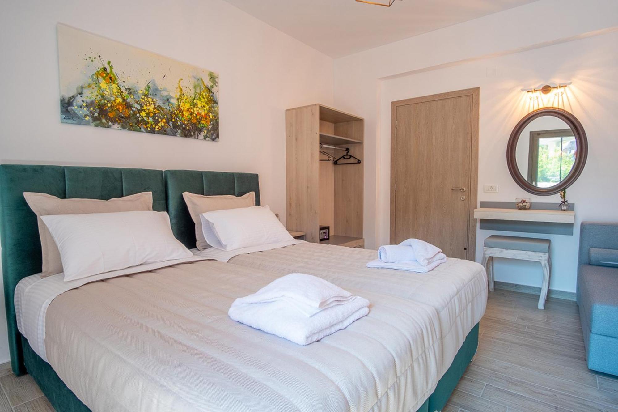 Serenity Luxe Aparthotel