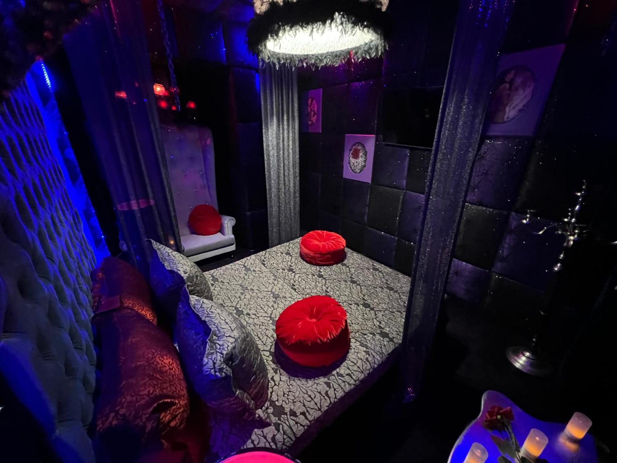 Love hotel Priamos Erato Athens