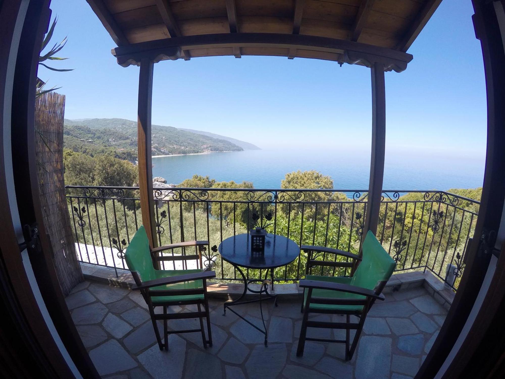 Guest house Maistros *