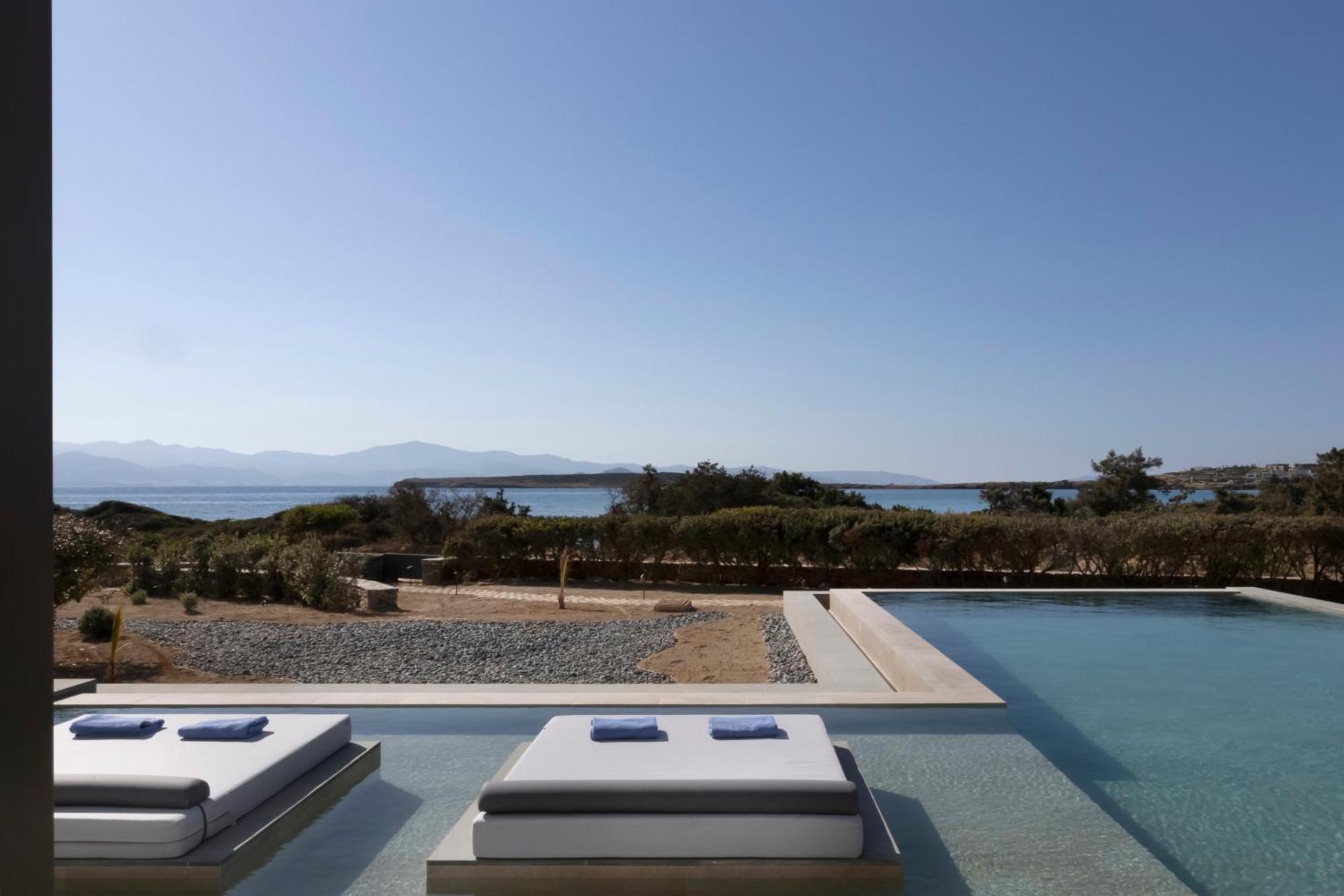 Big Blue Villa *