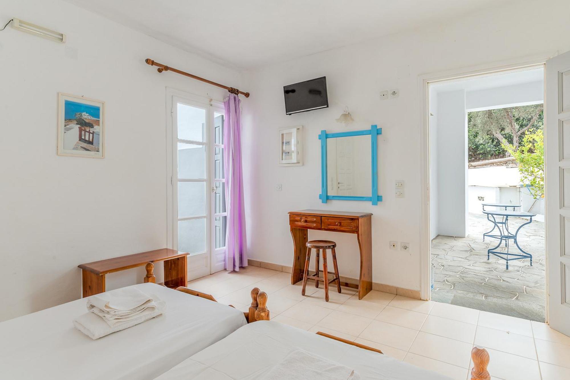 Sifnos 1 * Vathi (Sifnos)