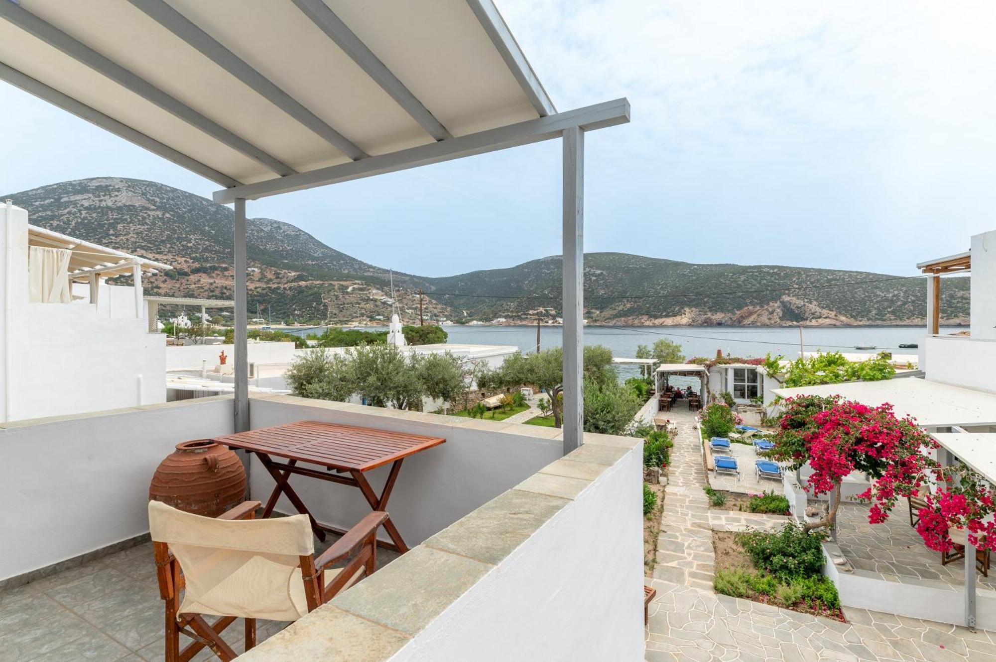 Sifnos 2 * Vathi (Sifnos)