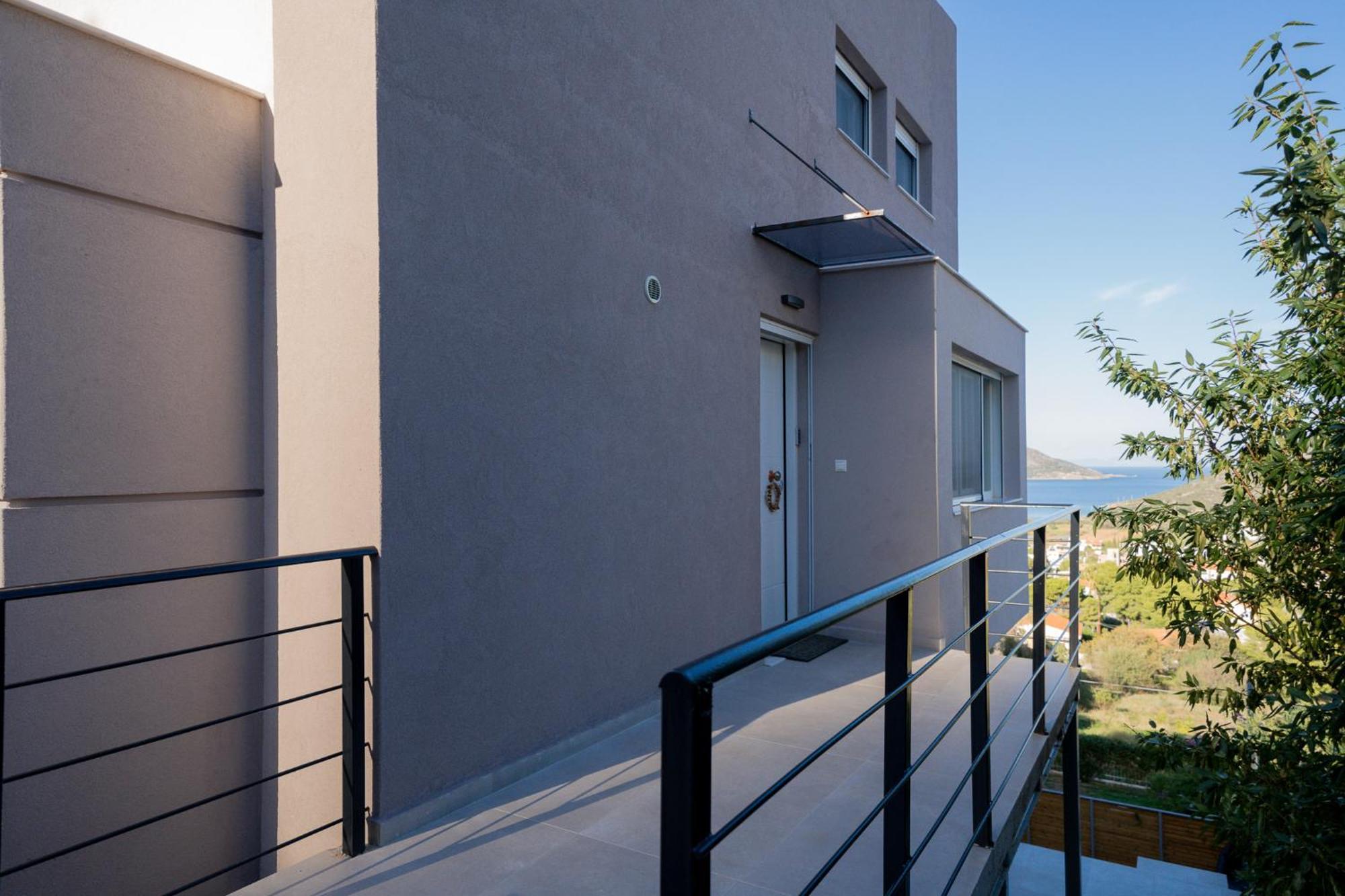 Orama Apartment *