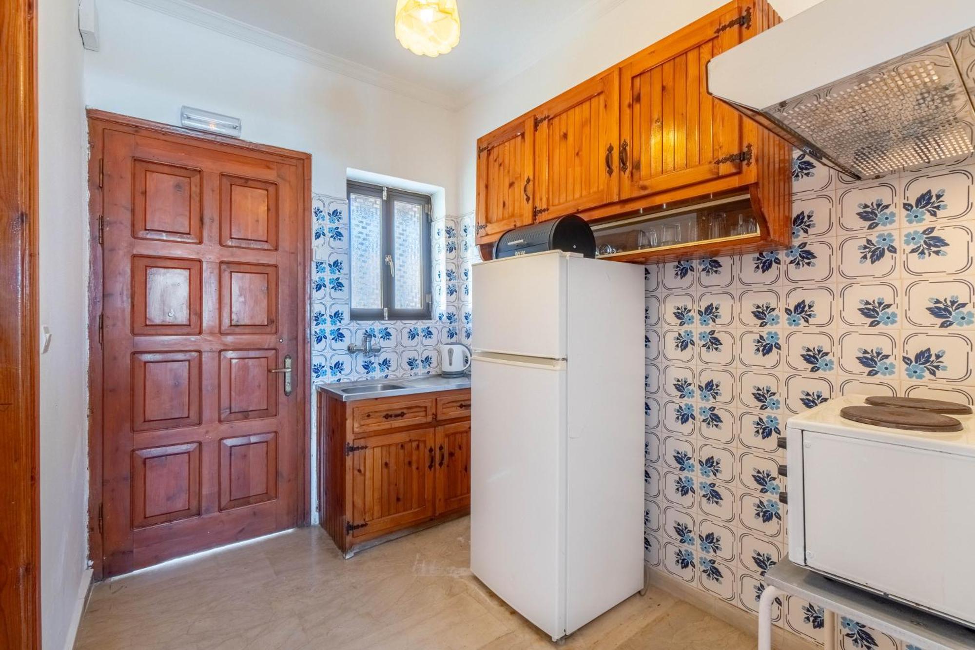 Apartment Mires House Front 1 *