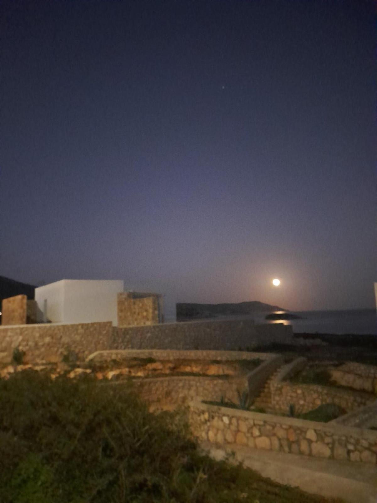 Rania * Karpathos Town (Pigadia)