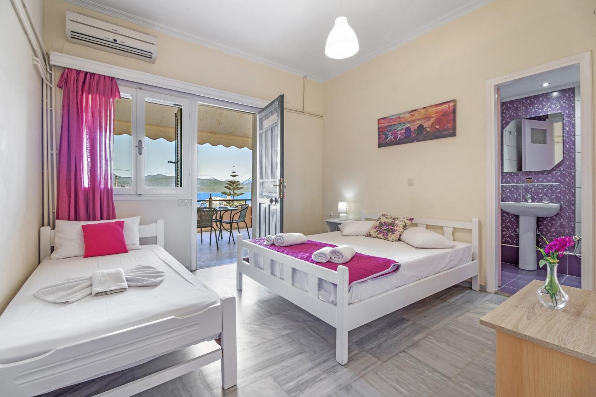 Tasoula With Sea View 2 *