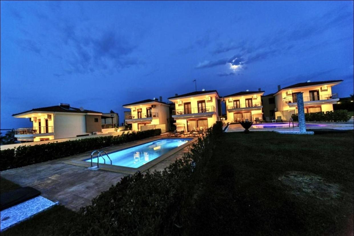 Villas Hanioti * Hanioti