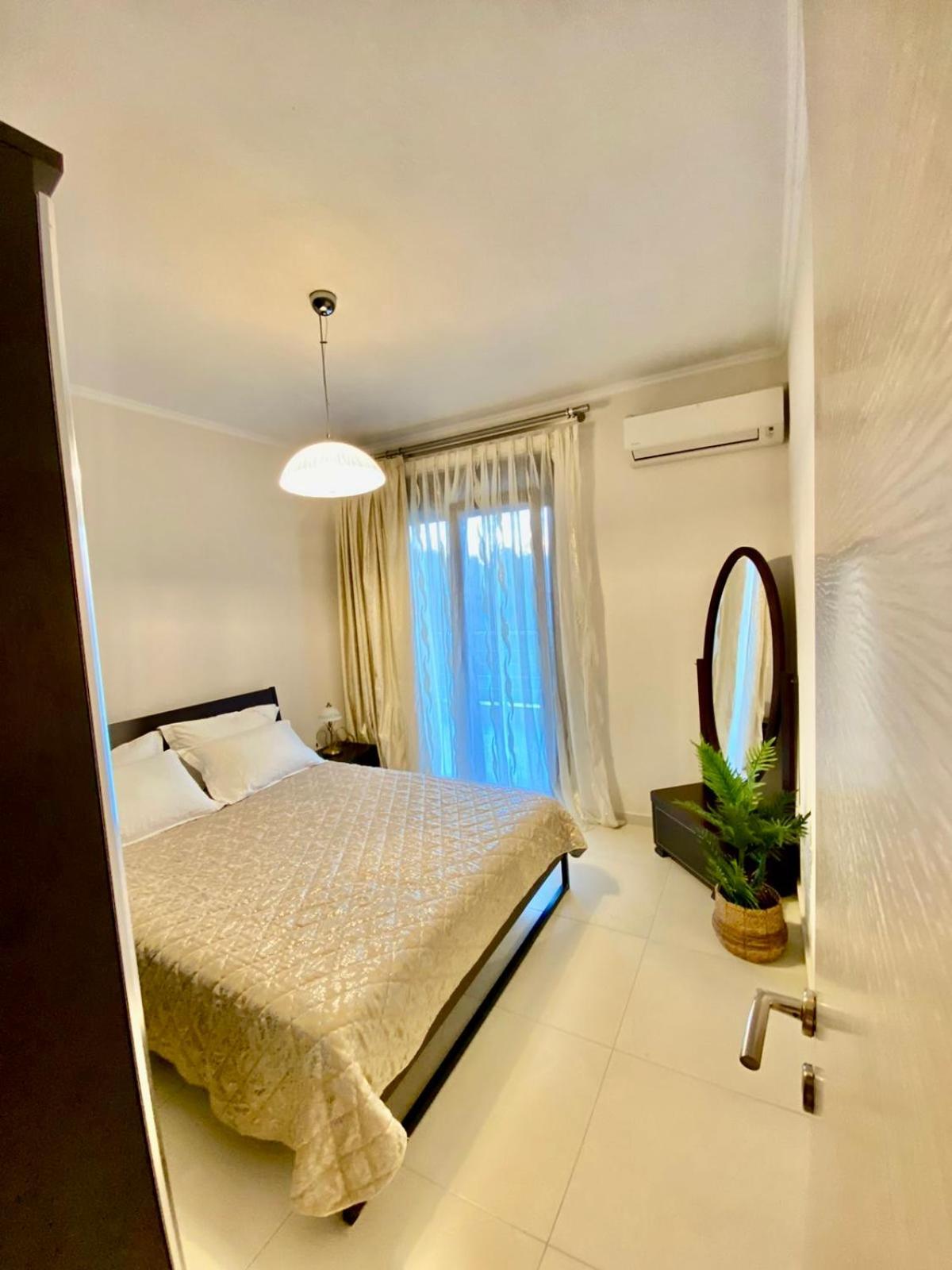 Villas Hanioti Villa *