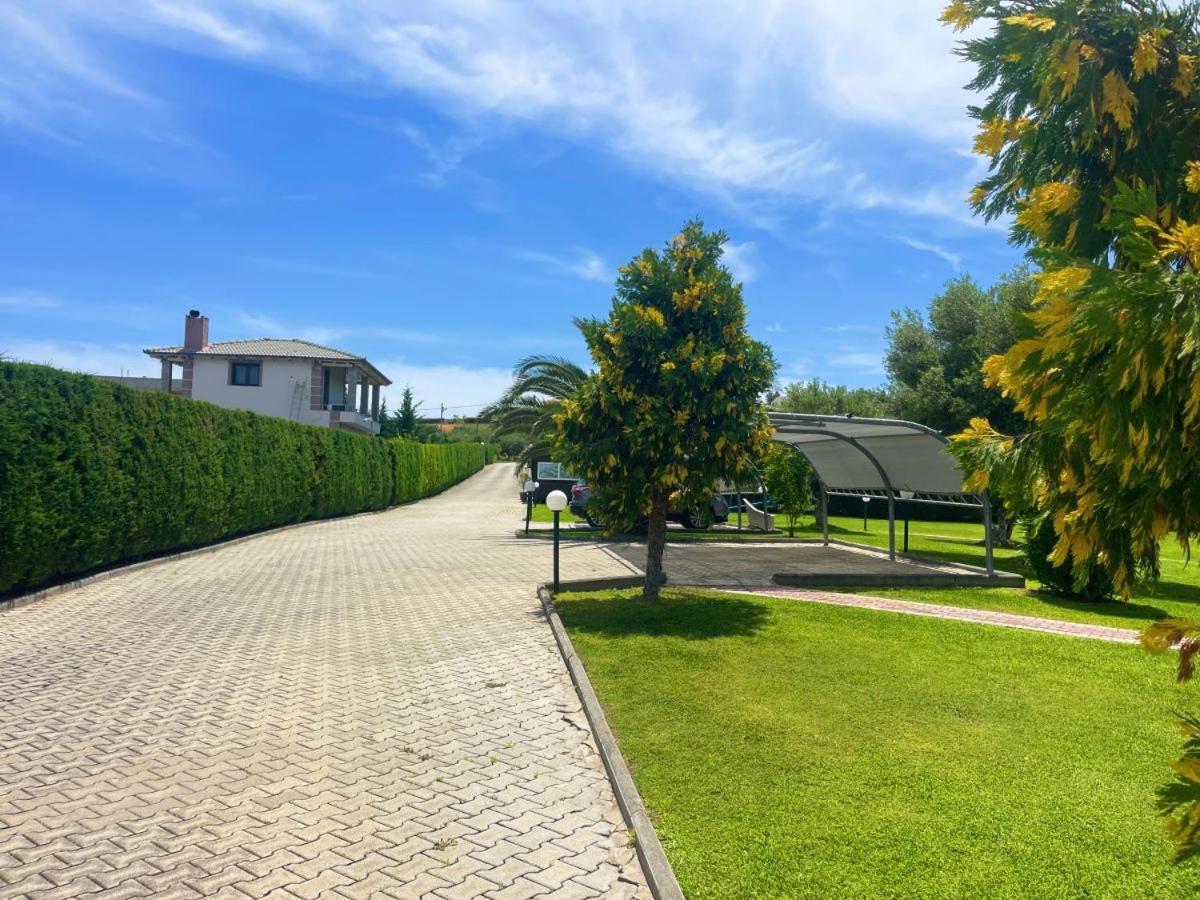 Villas Hanioti Villa *