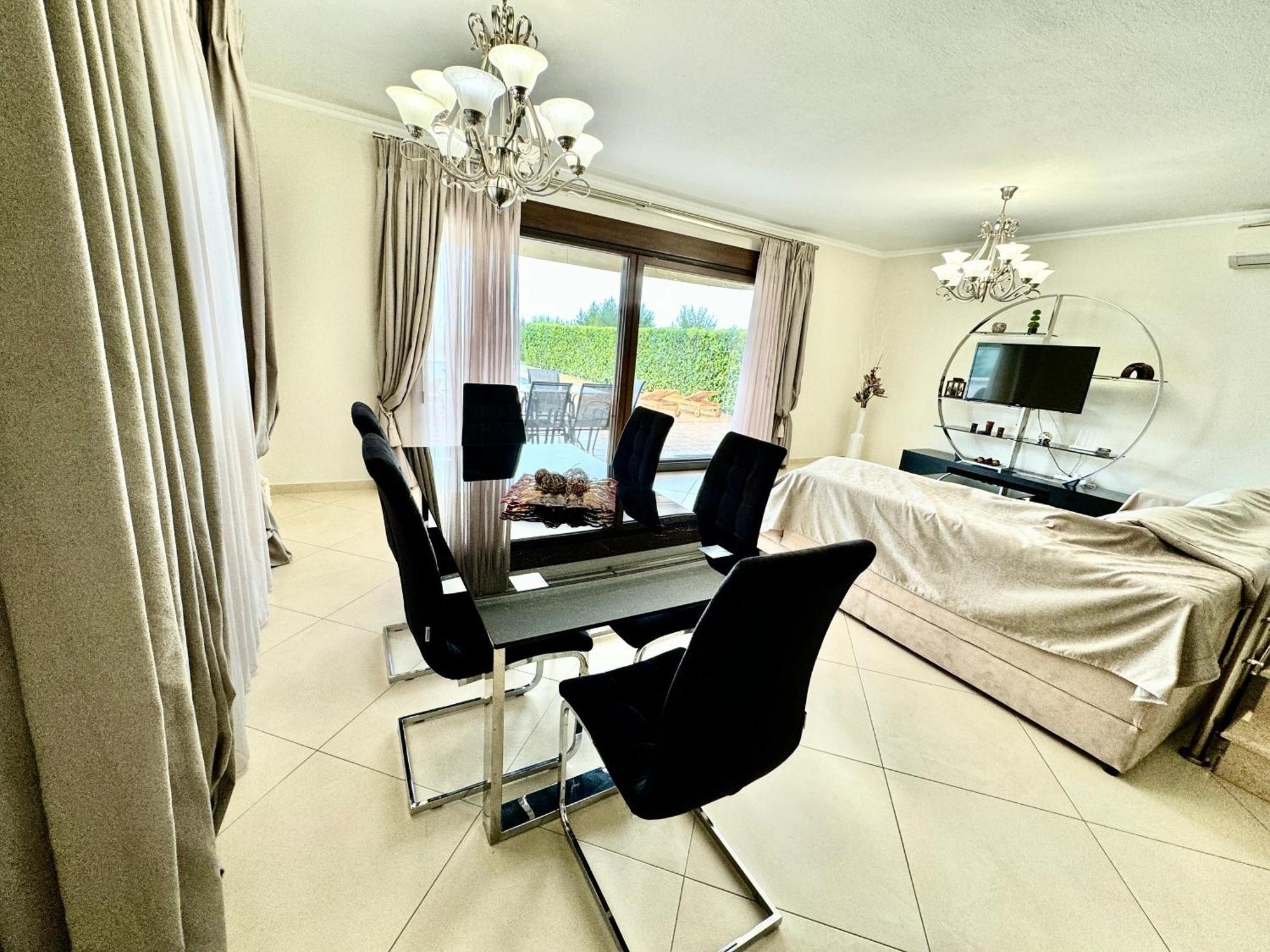 Villas Hanioti