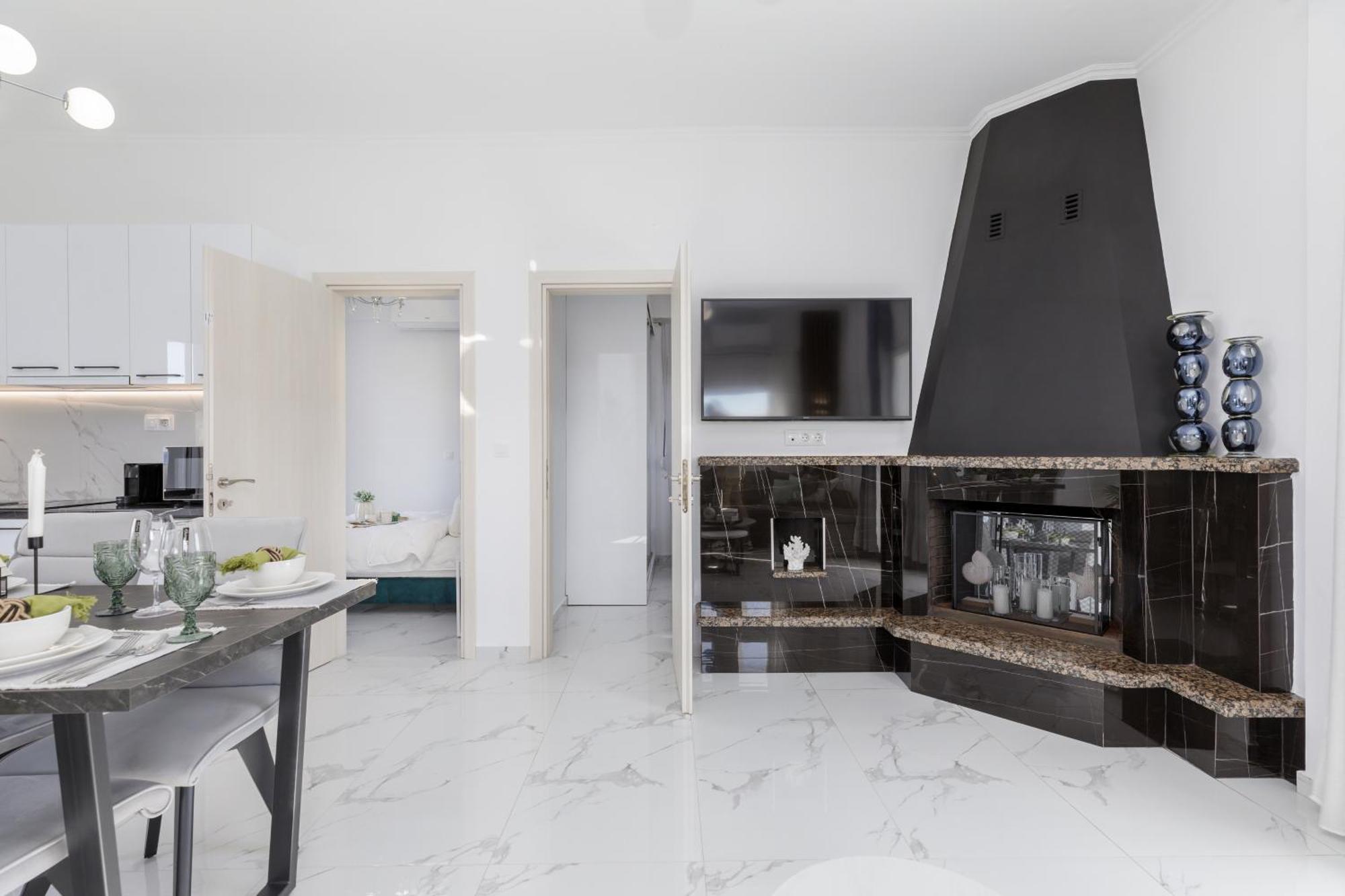 Stork Apartment
