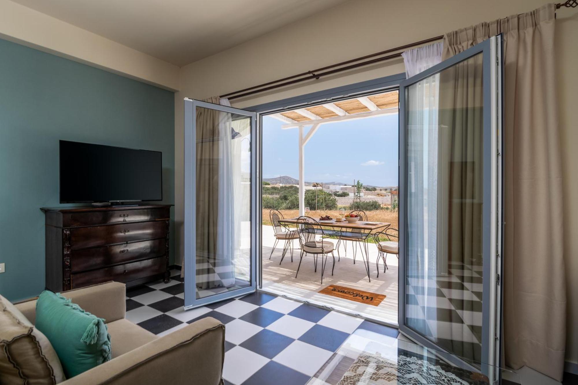 Harites Apartment's * Adamantas (Milos)