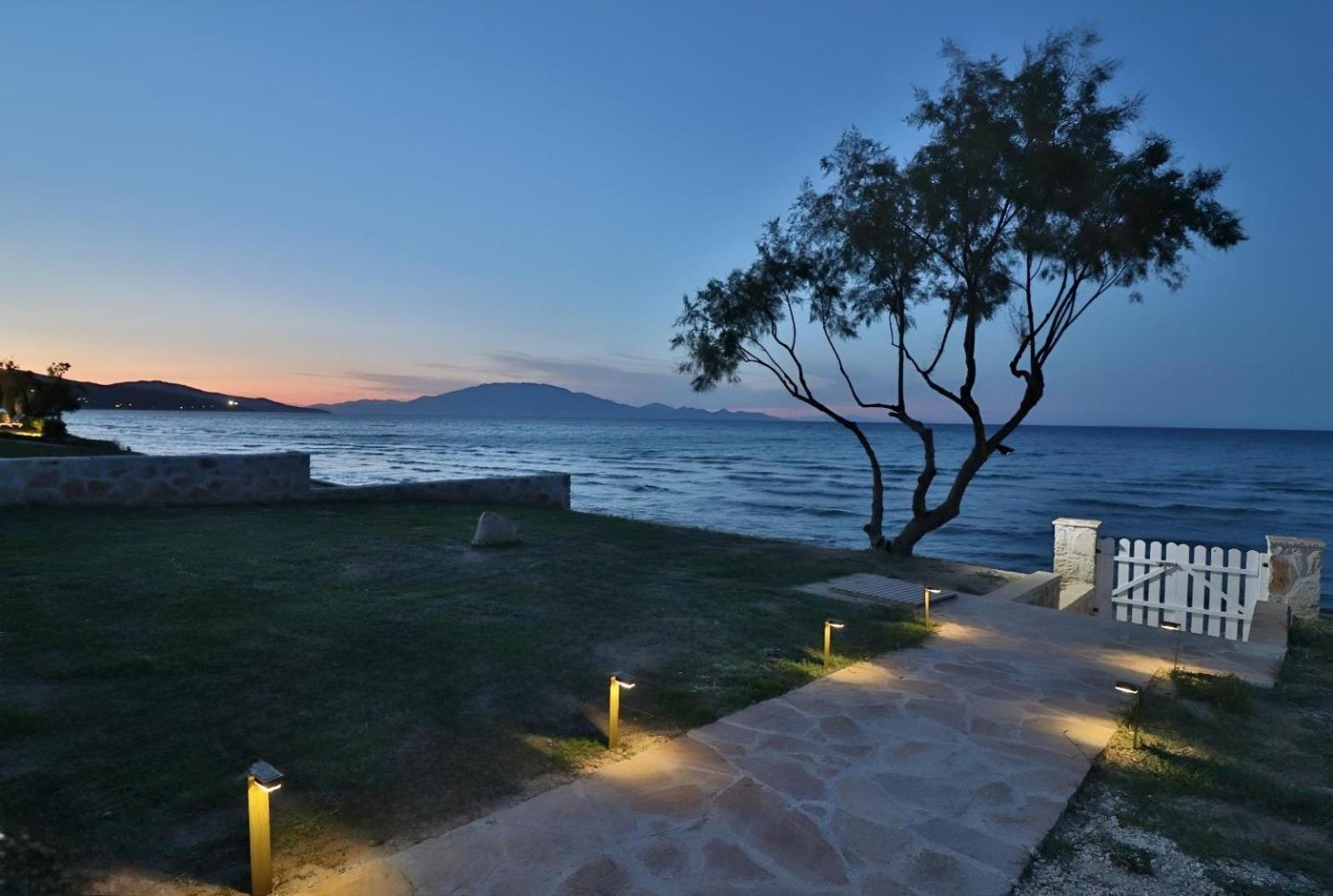 Holiday home Seafront Wooden House Vounaraki 4 *