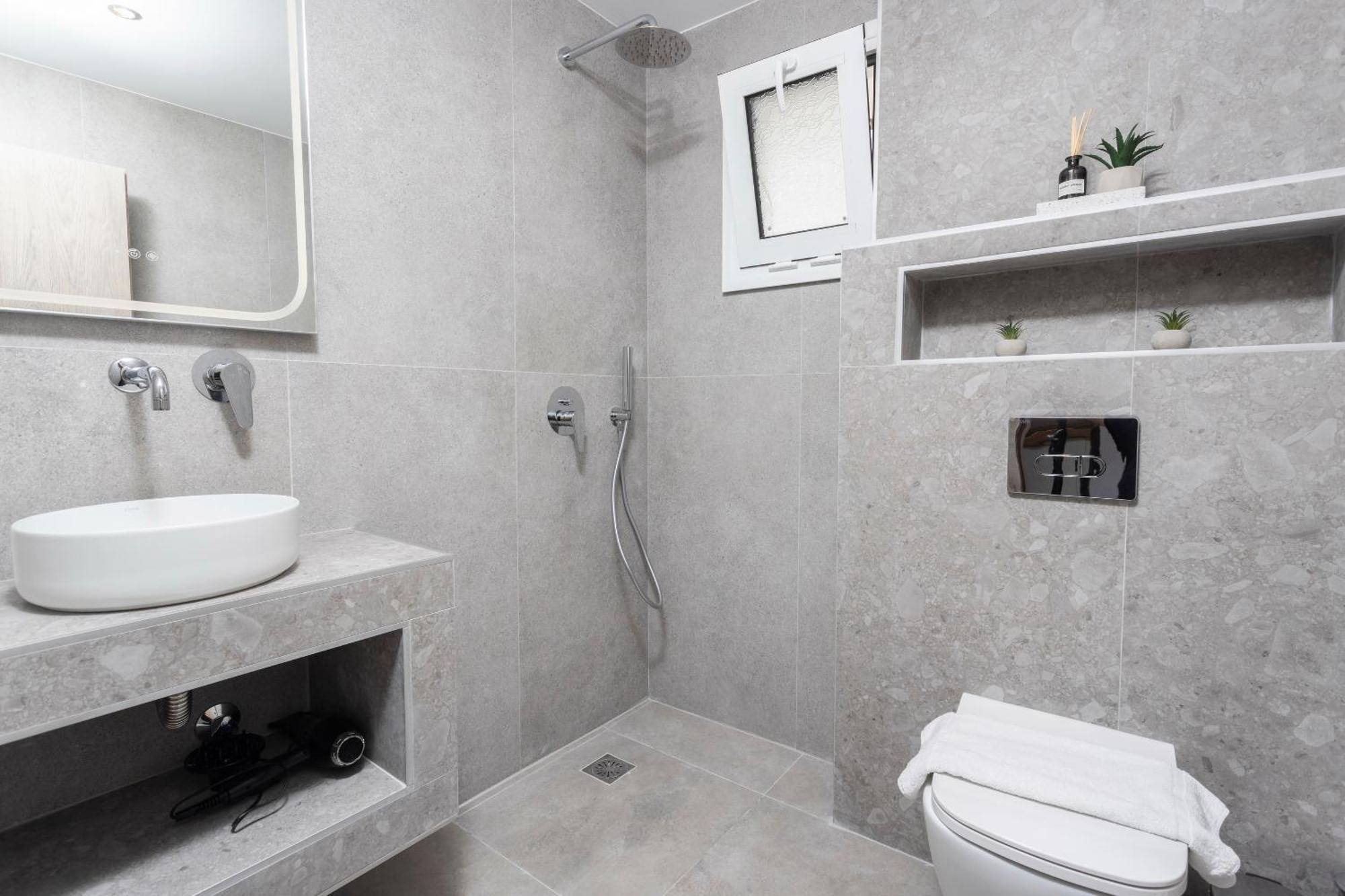 Apartment Paula Luxury Living By The Sea *