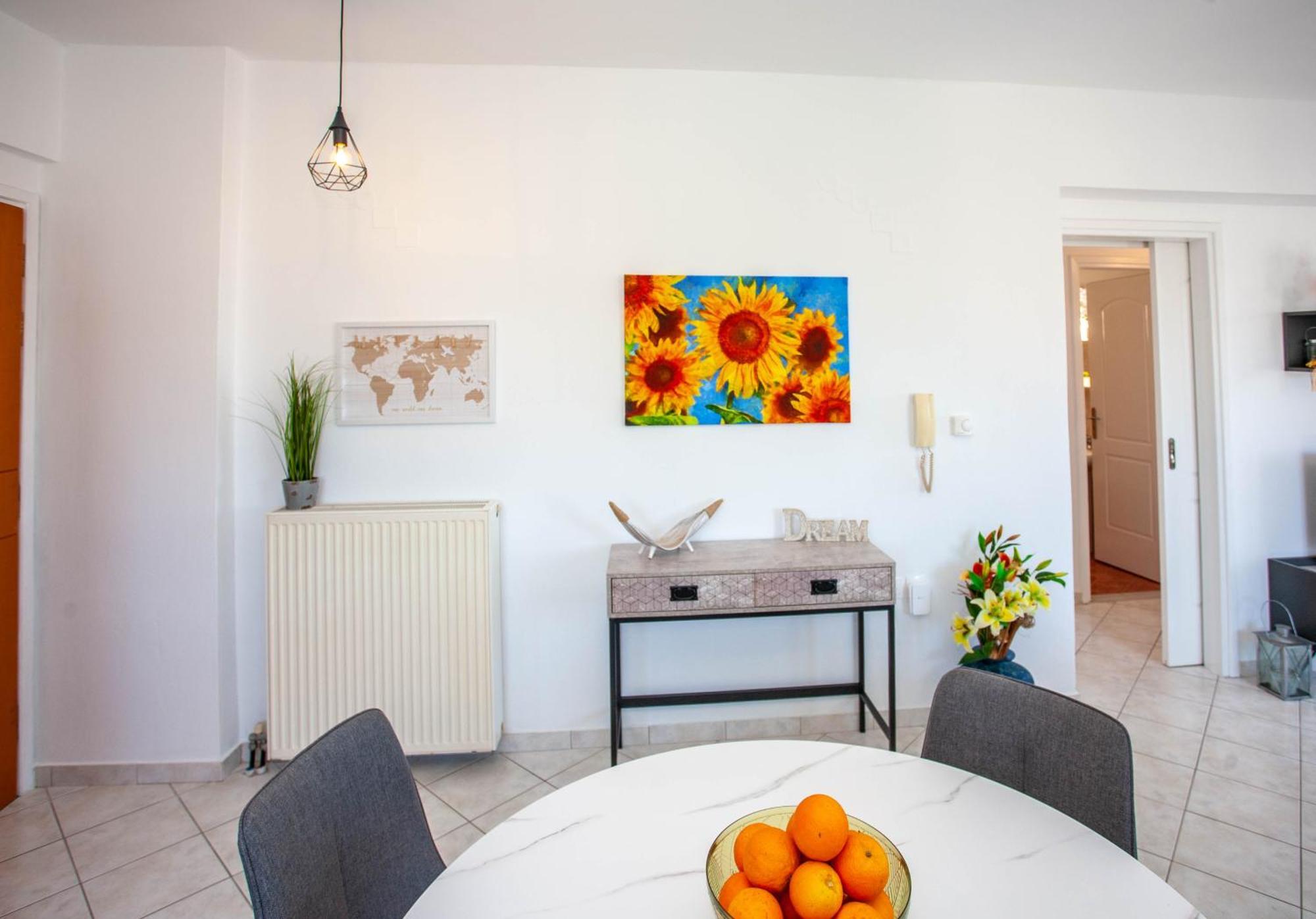 Apartment Sunflower By The Sea Rethymno (Crete)