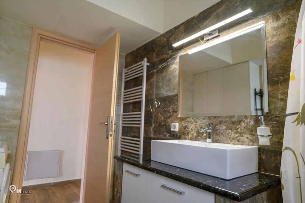 Spiros Seaside House With View * Nea Makri