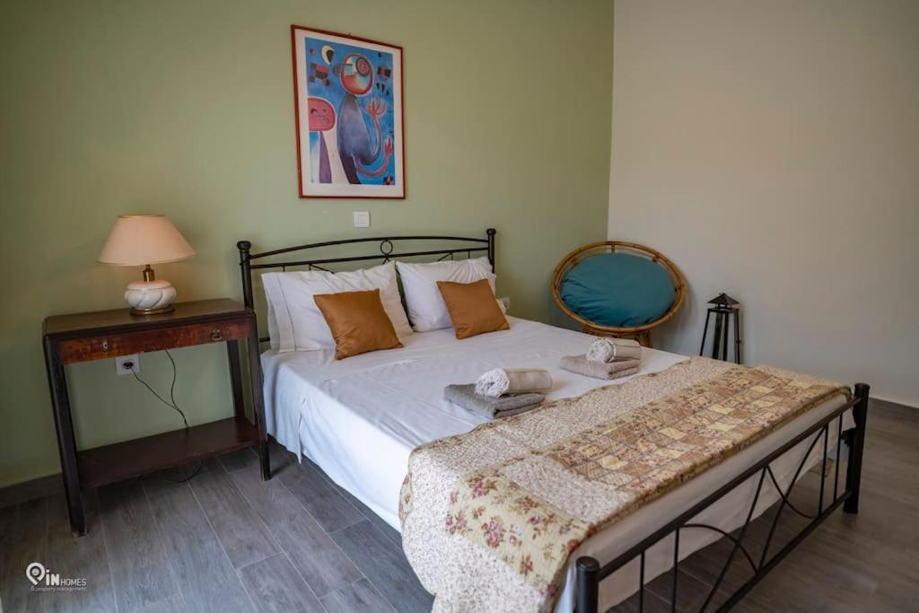 Spiros Seaside House With View * Nea Makri
